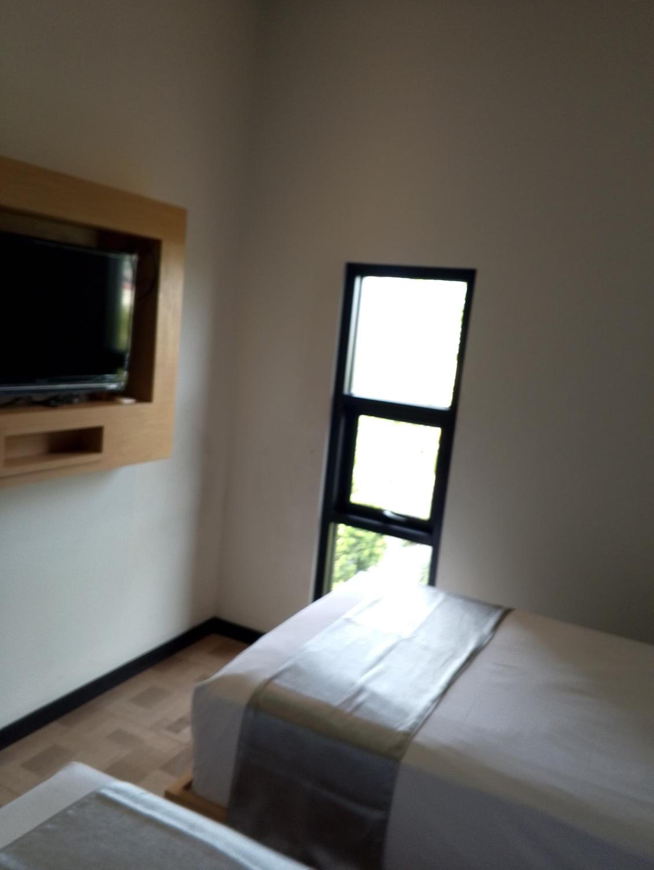 Double or Twin Room - Photo 10