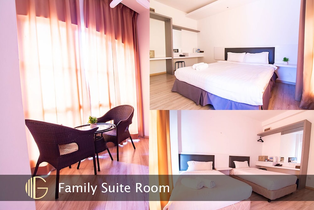 Family Room, 2 Bedrooms