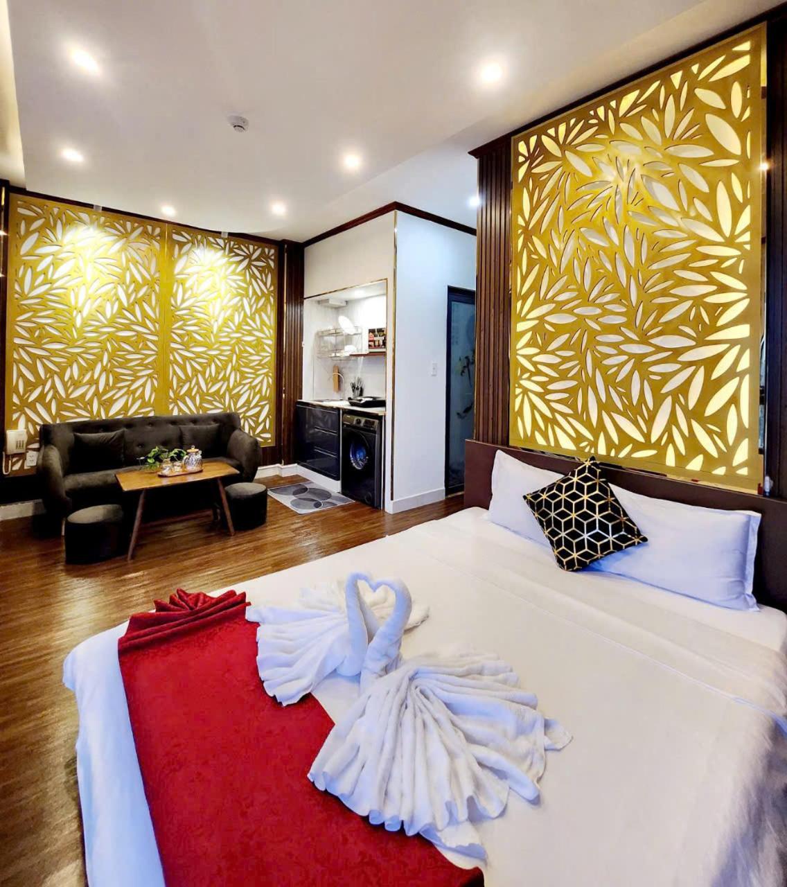 Classic One-Bedroom Apartment with King Bed photo 1