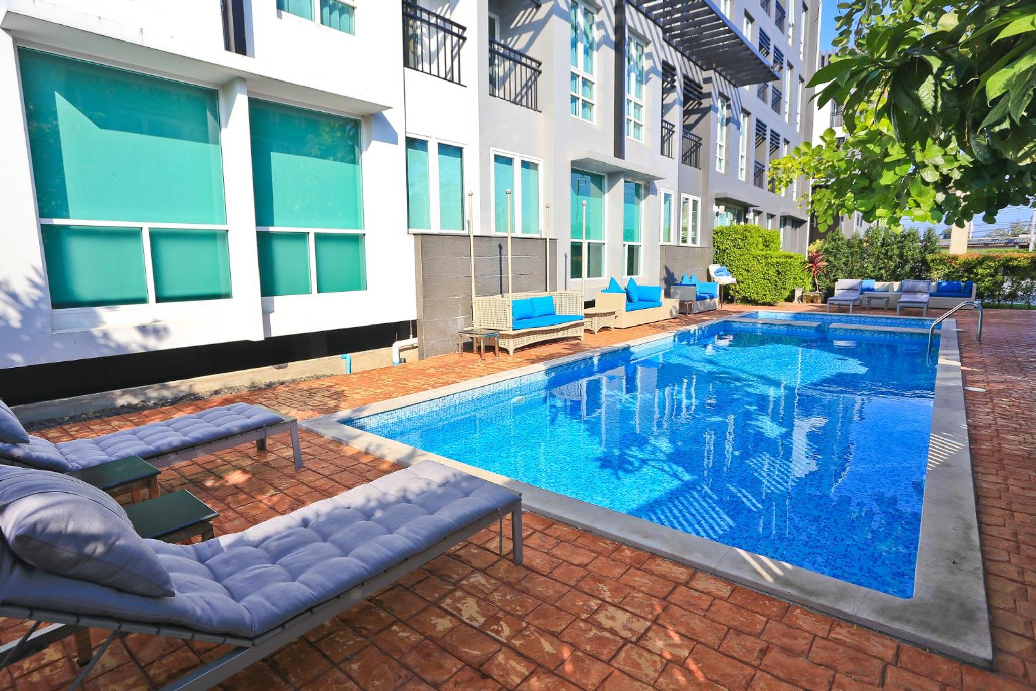 Deluxe Twin Room - Photo 9