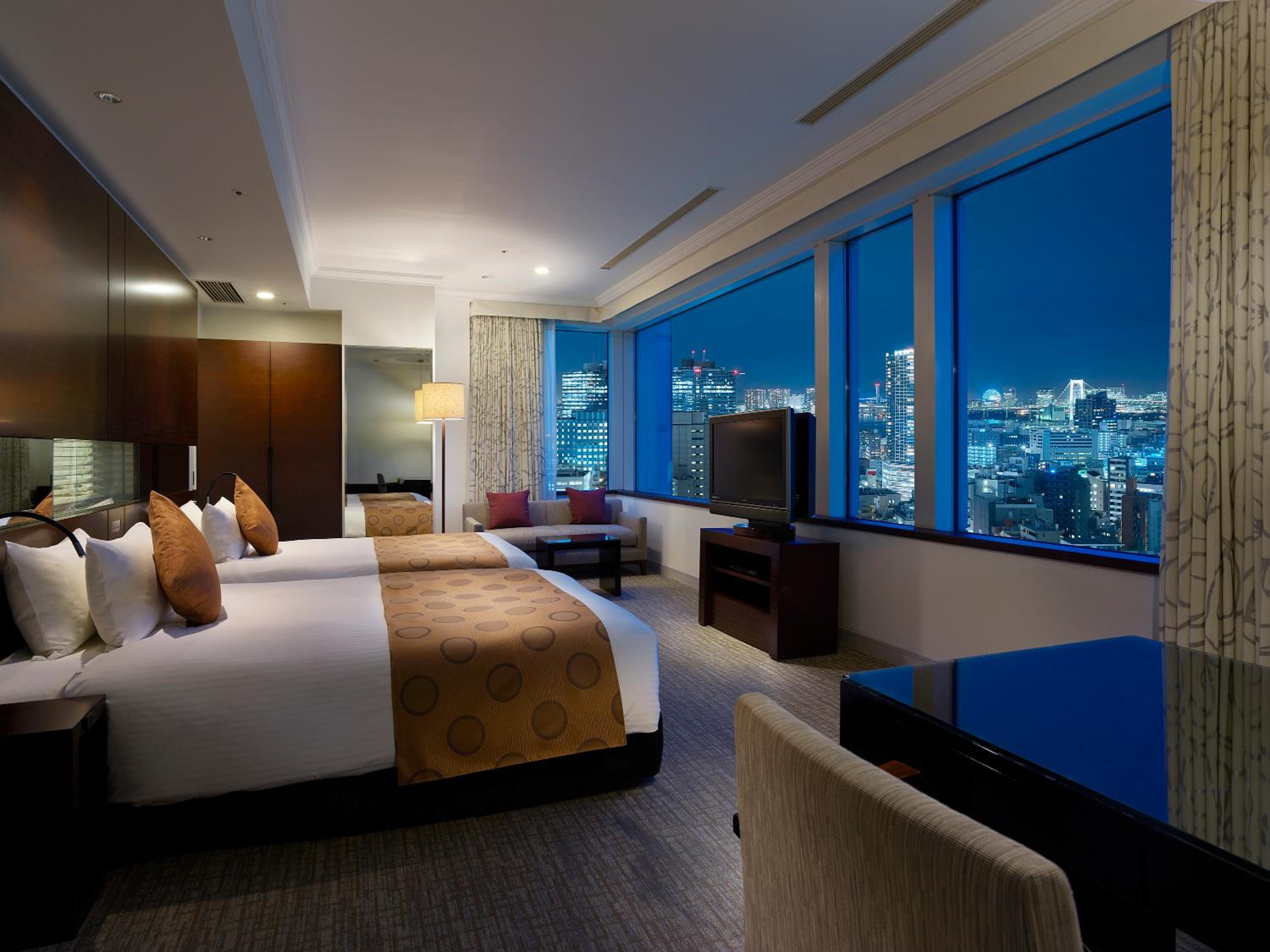 Deluxe King Room - Photo 2
