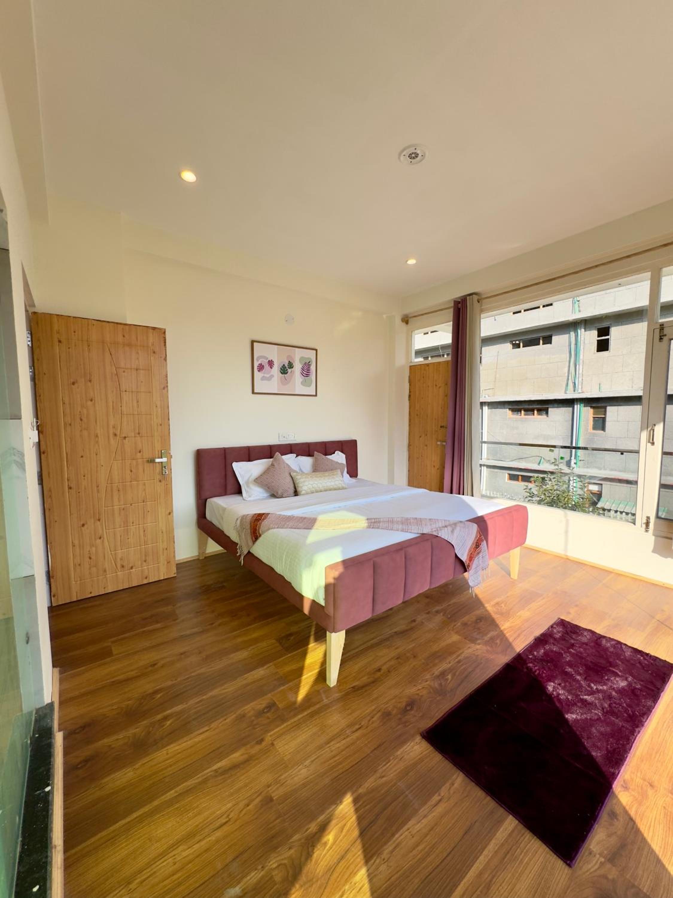 Suite with Mountain View - Photo 2