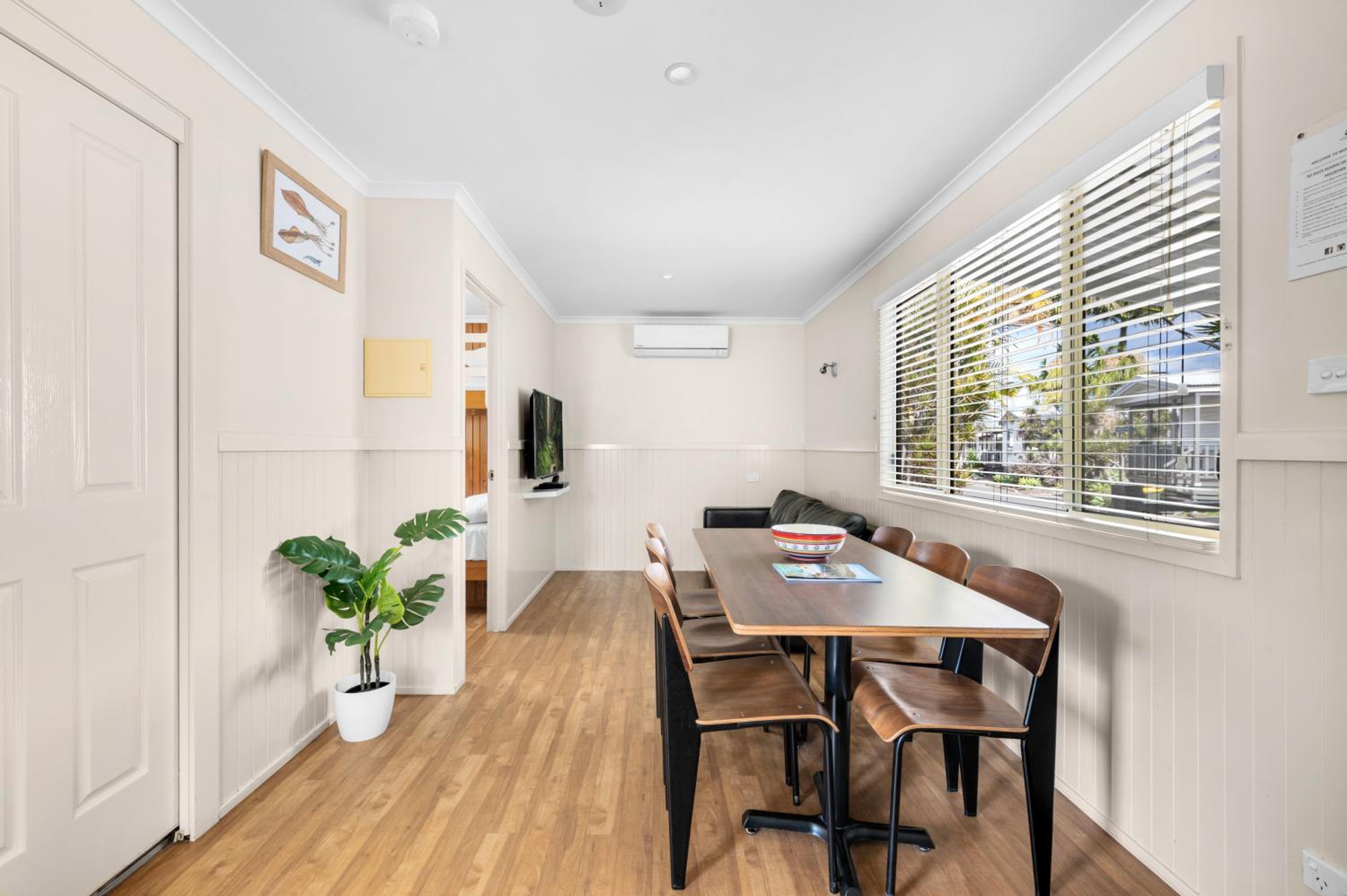 Two-Bedroom Suite - Photo 12