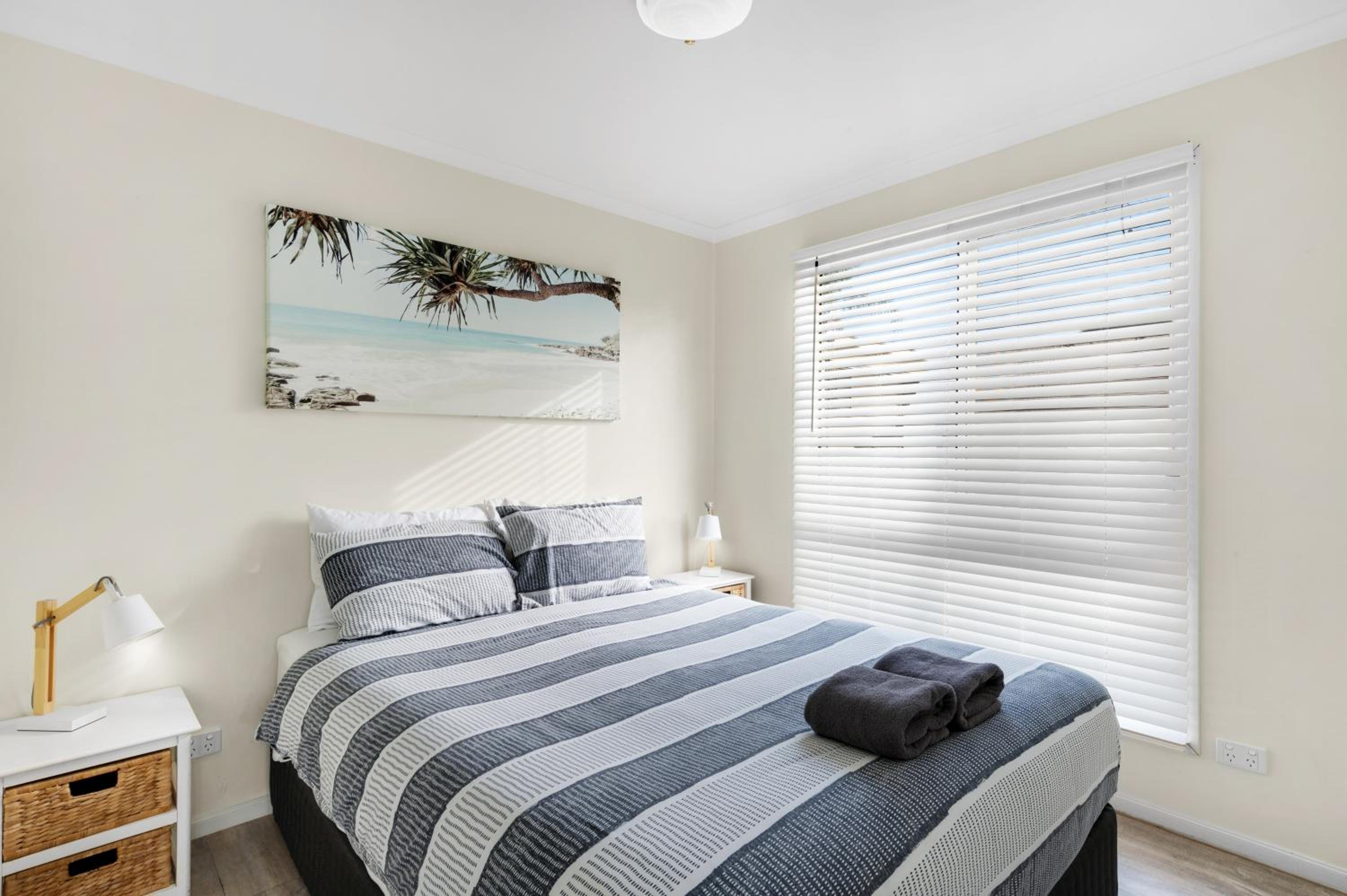 Two-Bedroom Suite - Photo 4