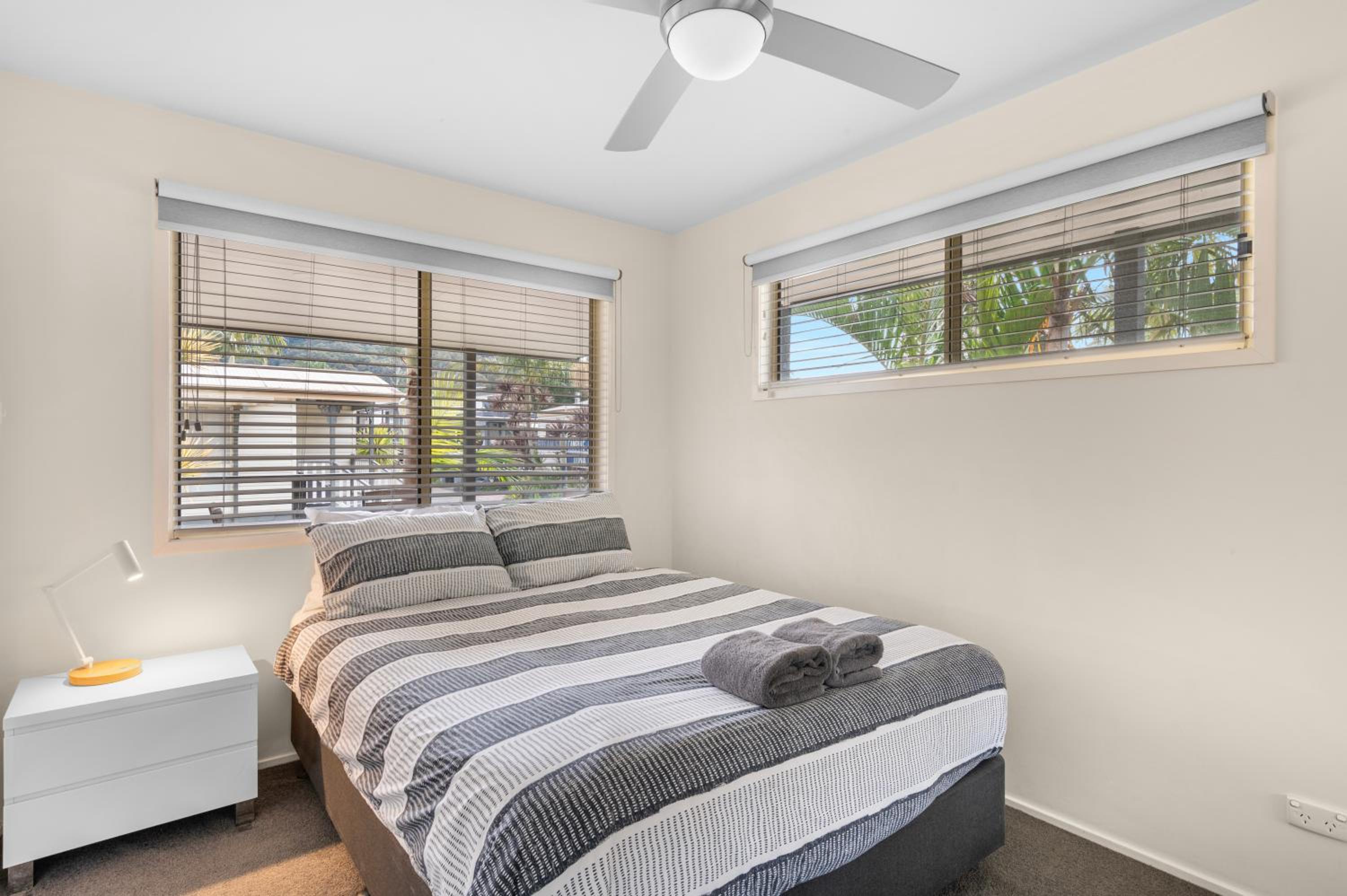Two-Bedroom Bungalow - Photo 4
