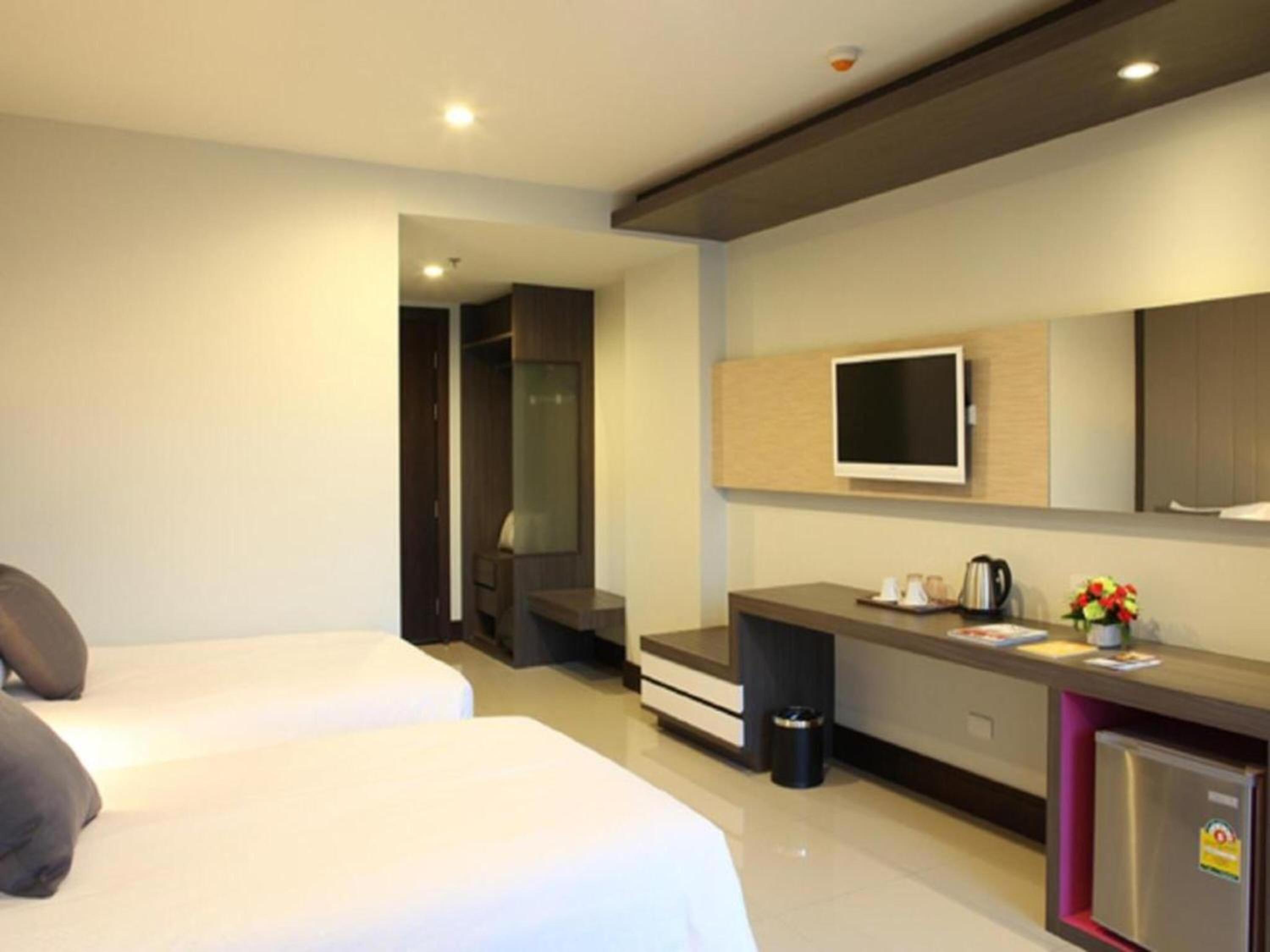 Deluxe Twin Room - Photo 4