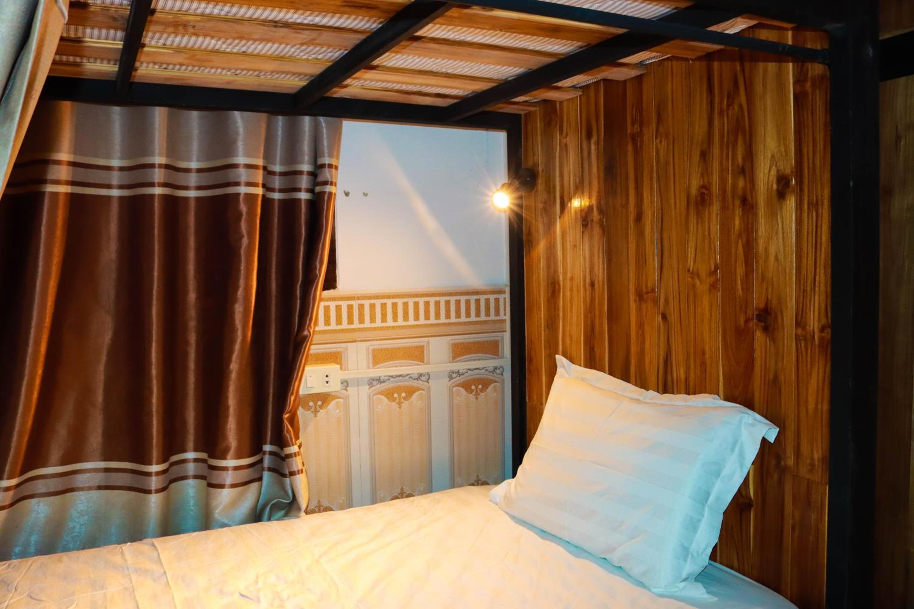 Single Bed in 10-Bed Dormitory Room photo 3