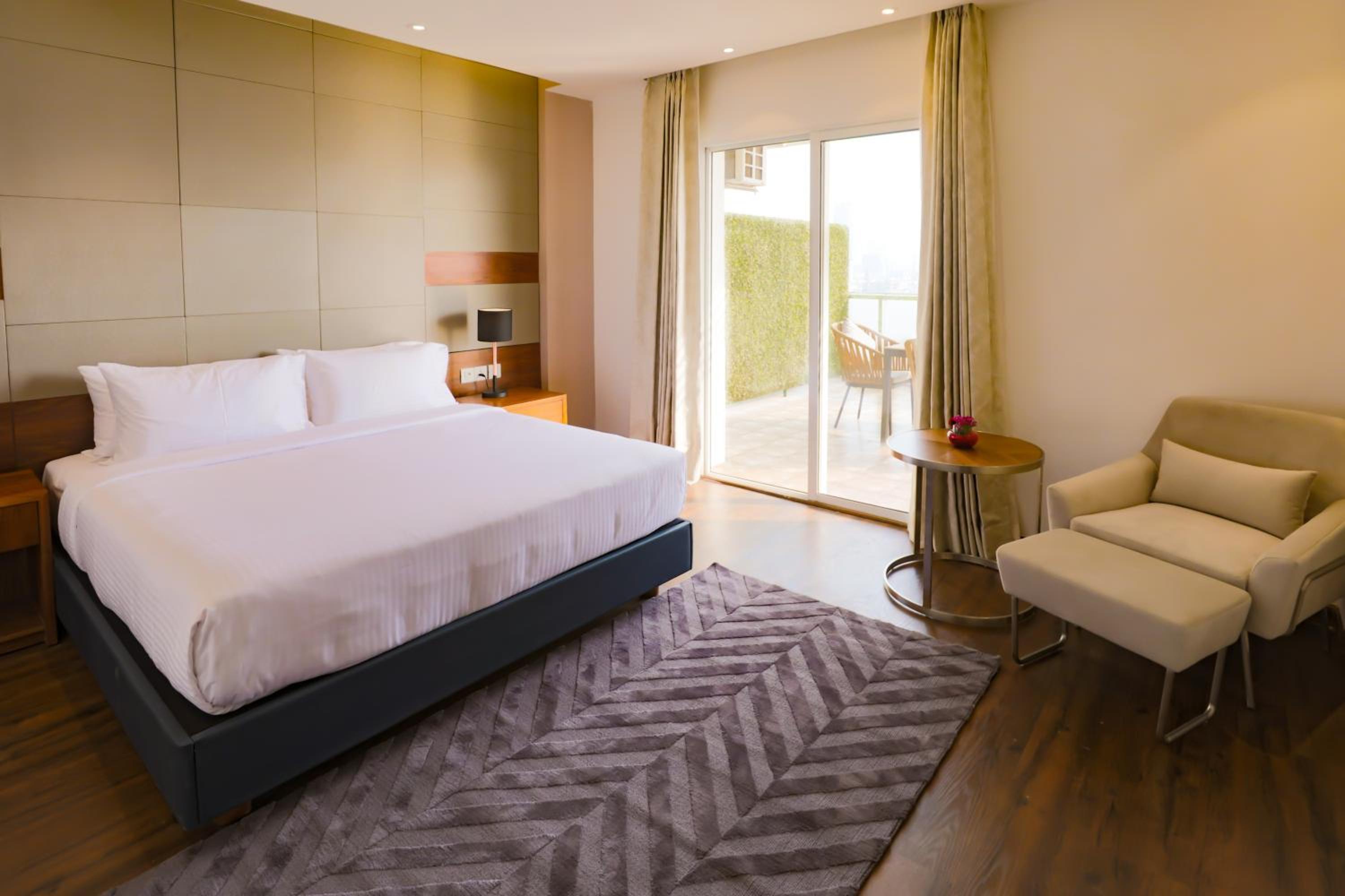 Presidential Suite with Terrace photo 2