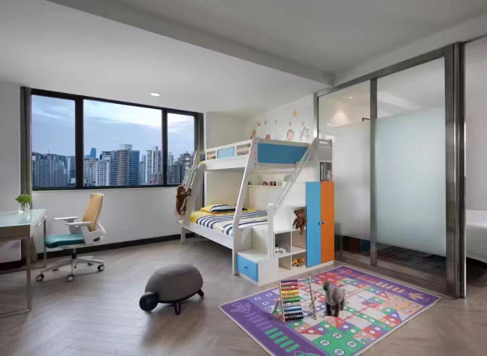 One-Bedroom Suite
