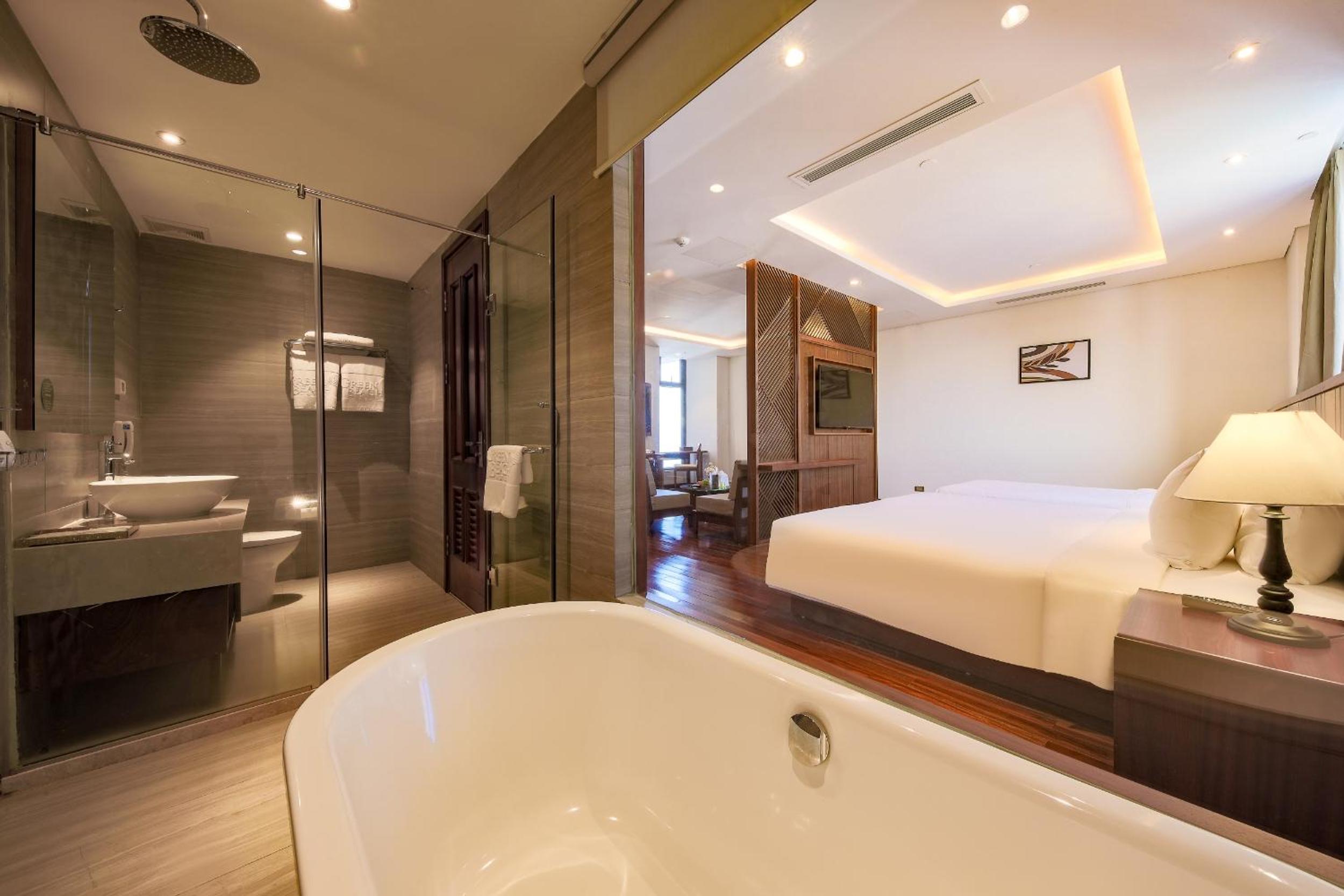 Suite Triple City View - Photo 3