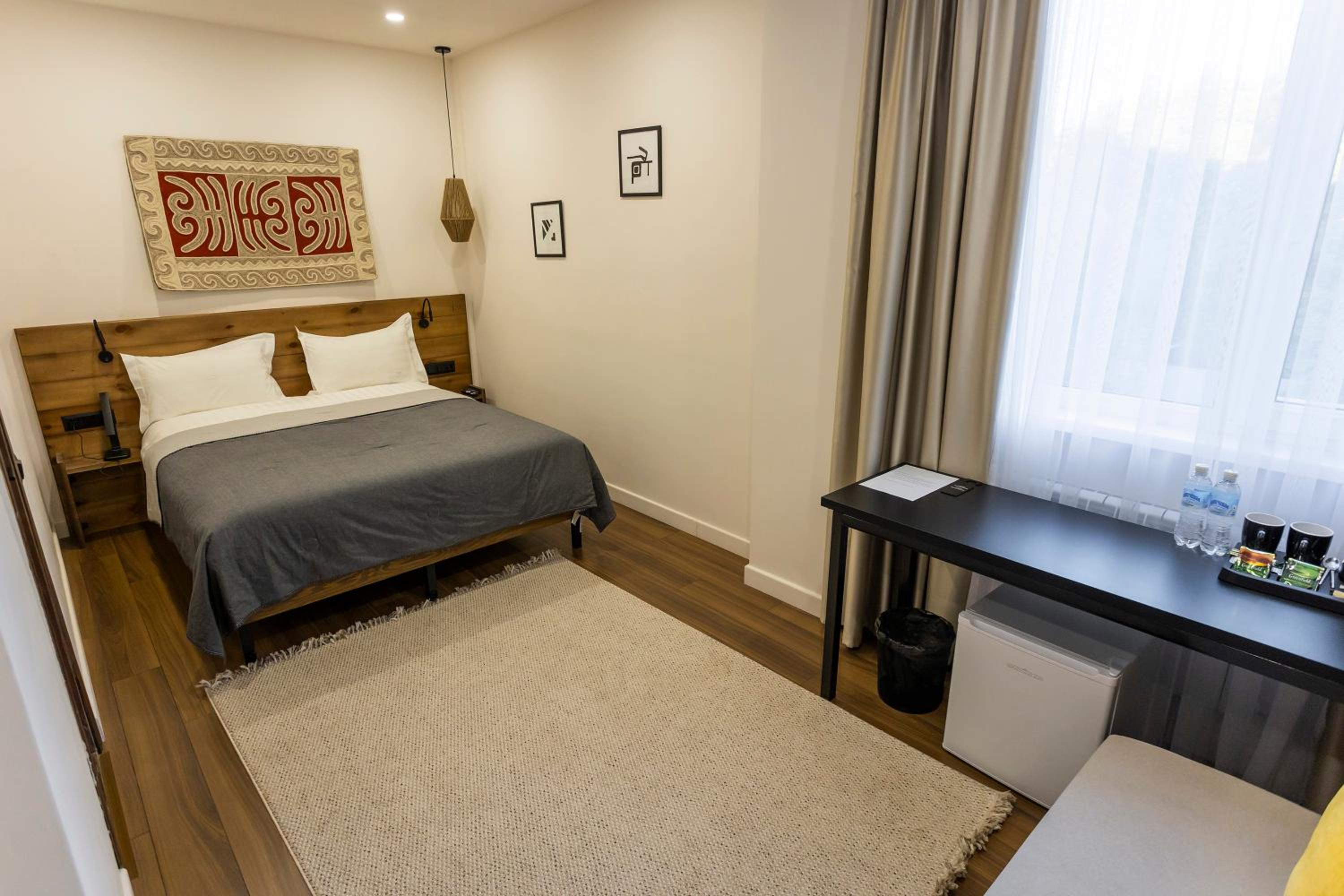 Double Room - Photo 5