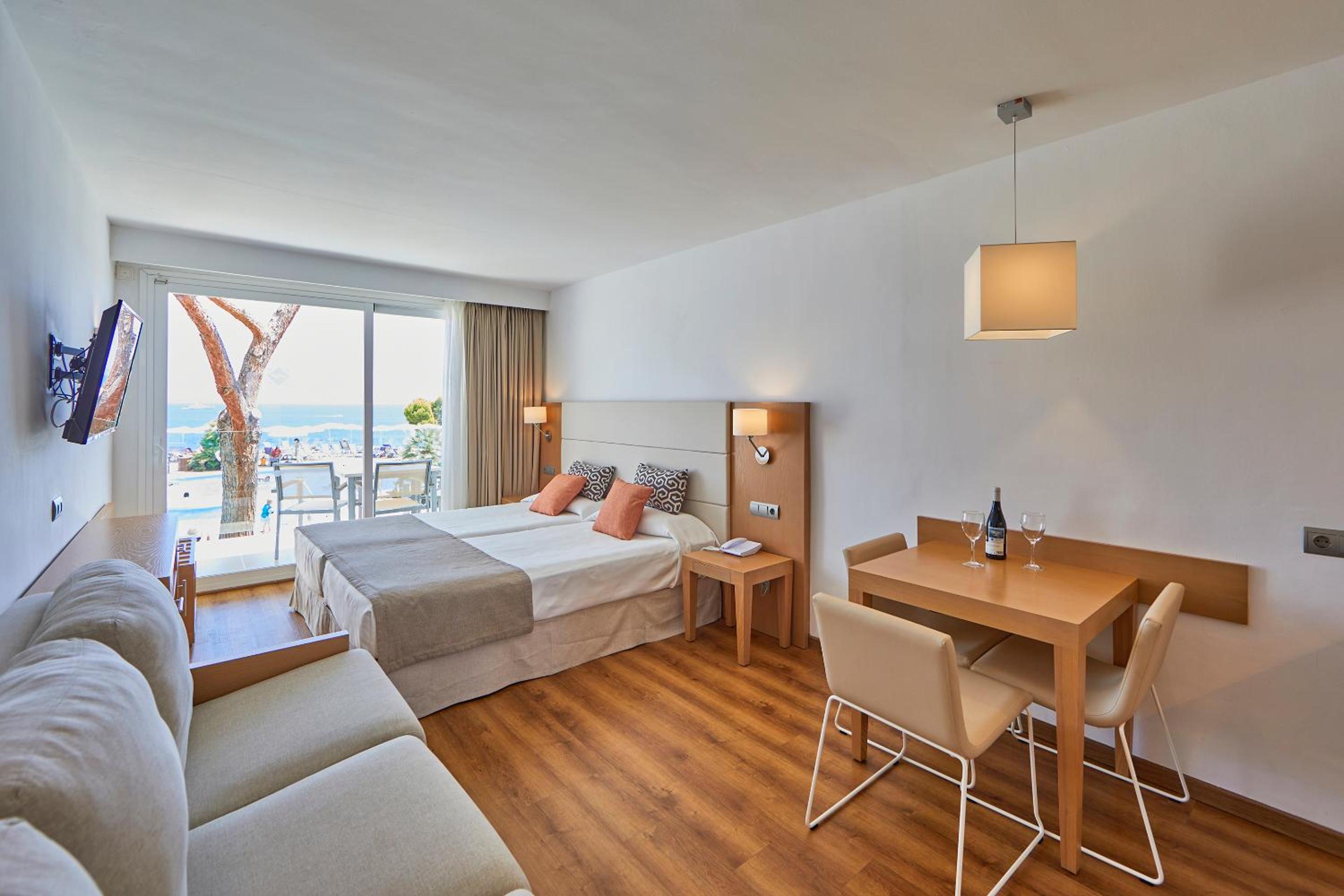 Superior Studio with Sea View photo 3