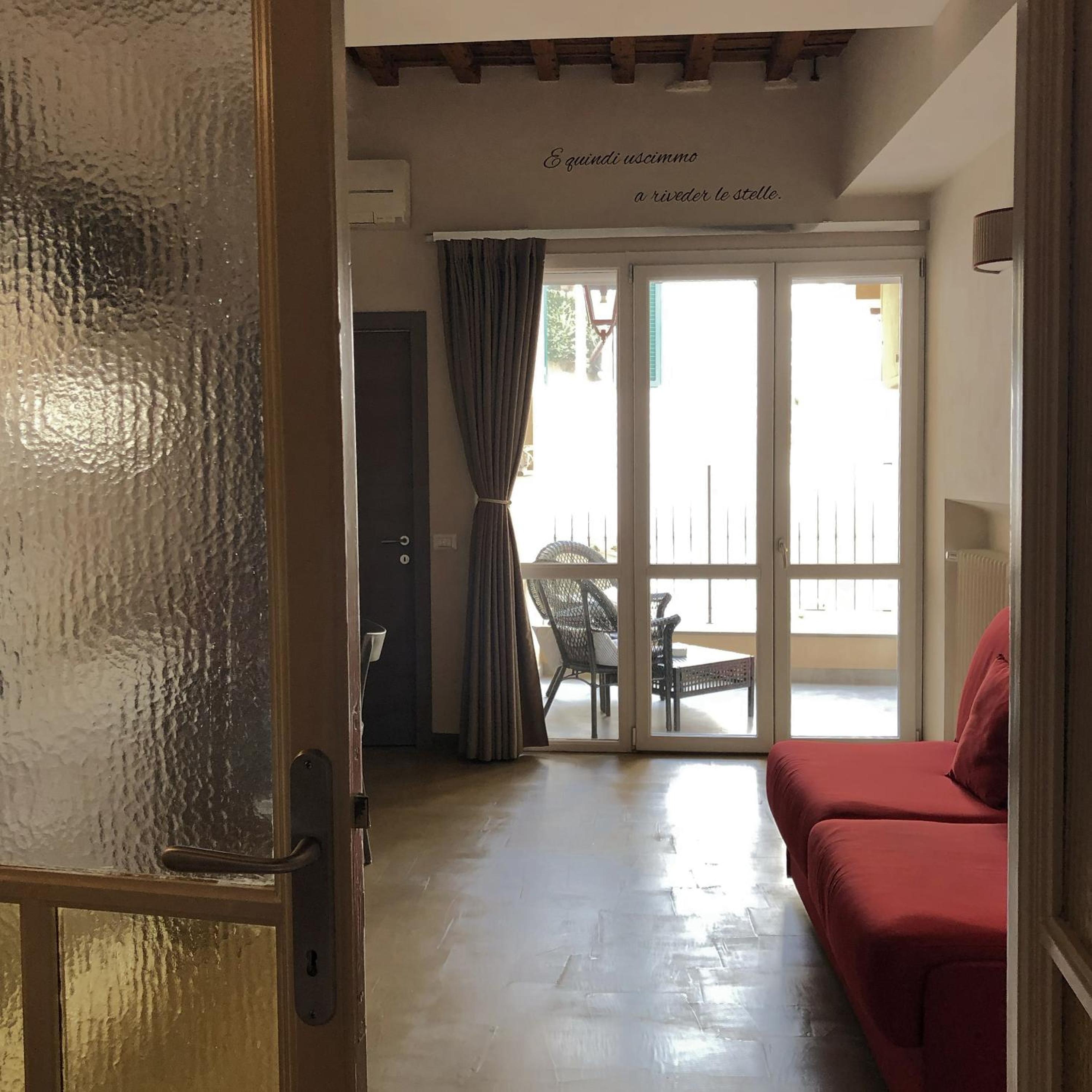 Apartment with Balcony photo 3