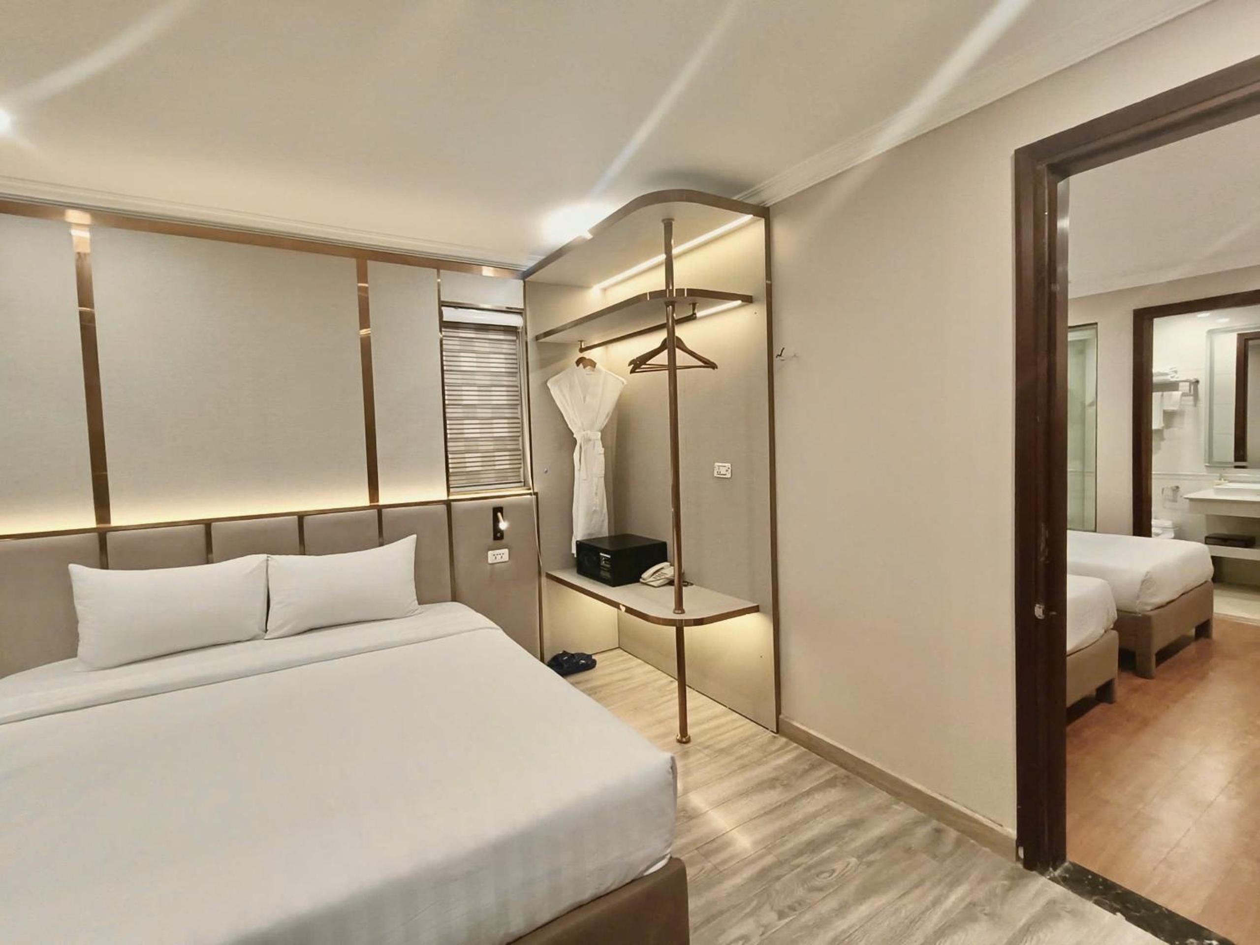 Family Connecting Room