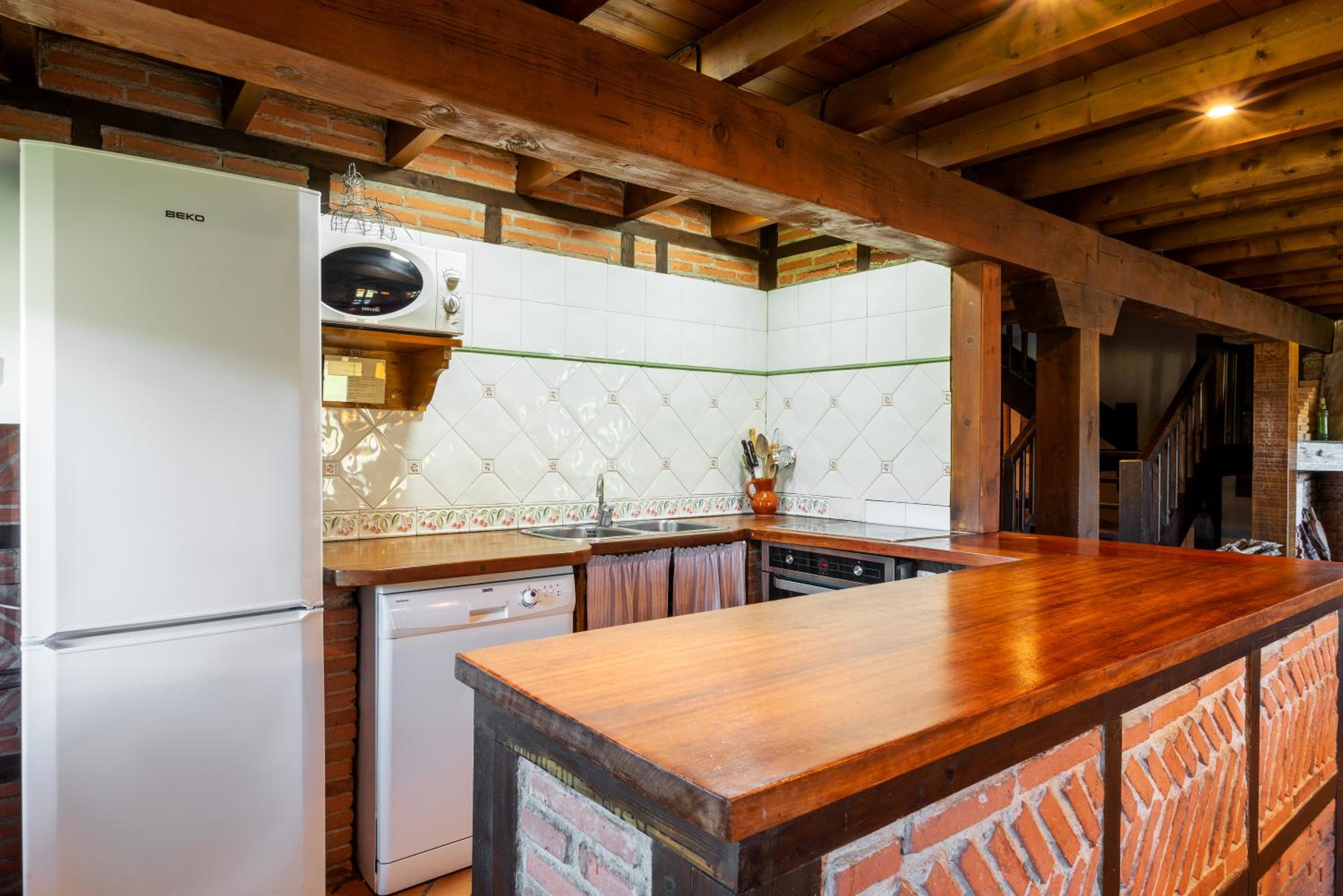 Four-Bedroom Vacation Home photo 2