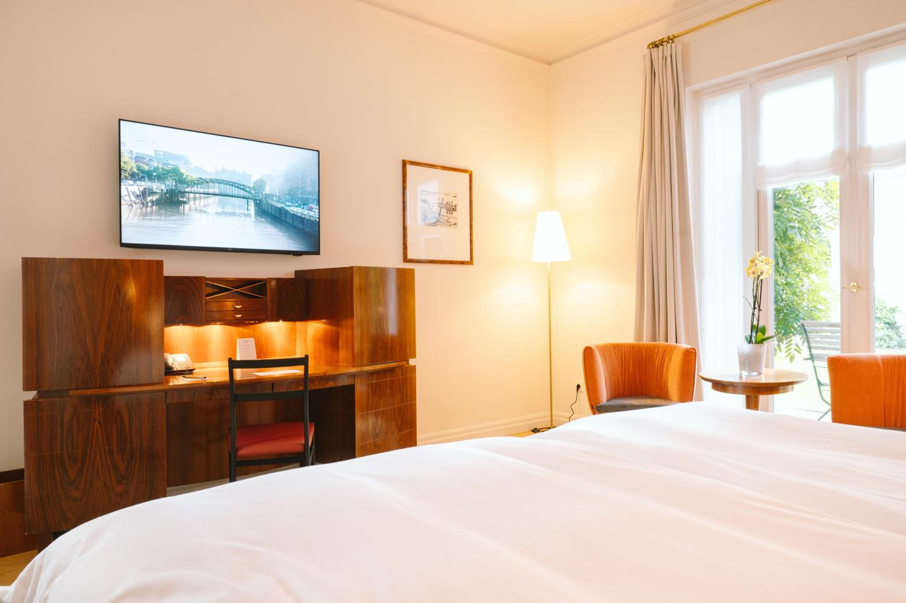 Deluxe Doppelzimmer mit Gartenblick