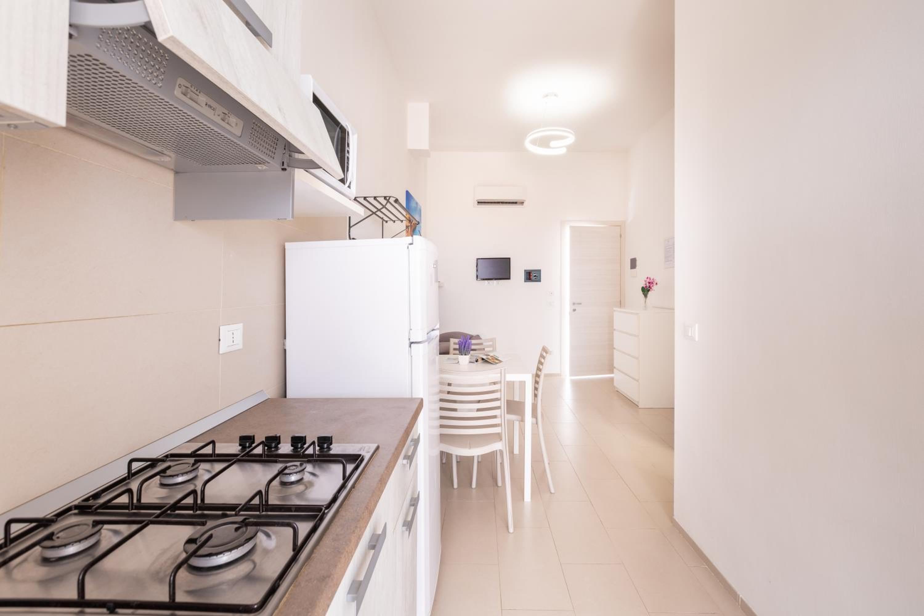 Apartment photo 3