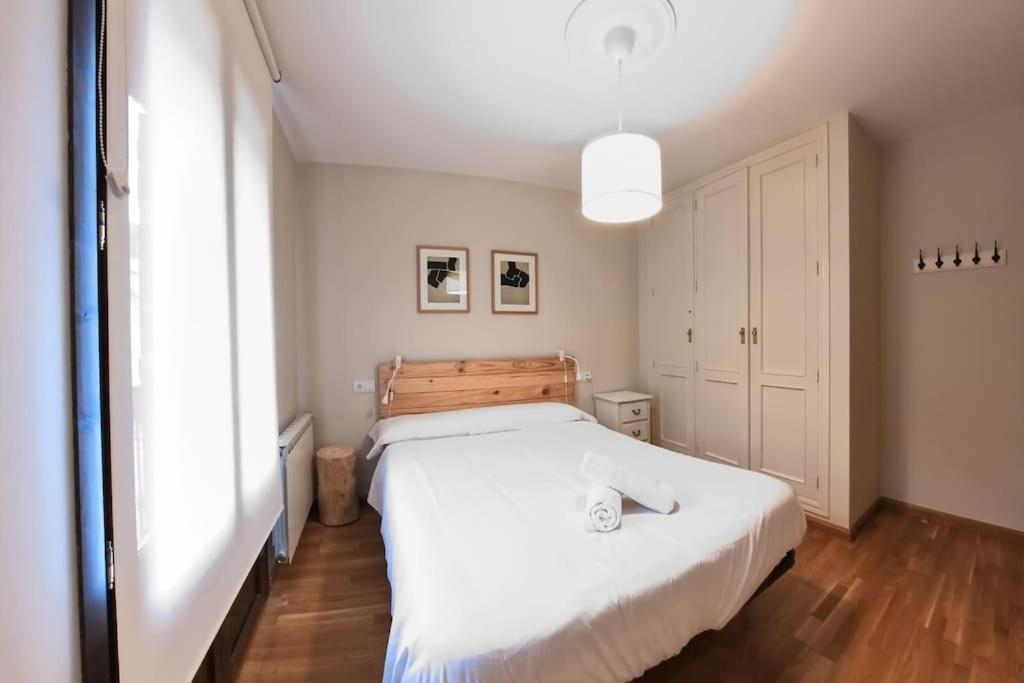 Two-Bedroom Apartment photo 3