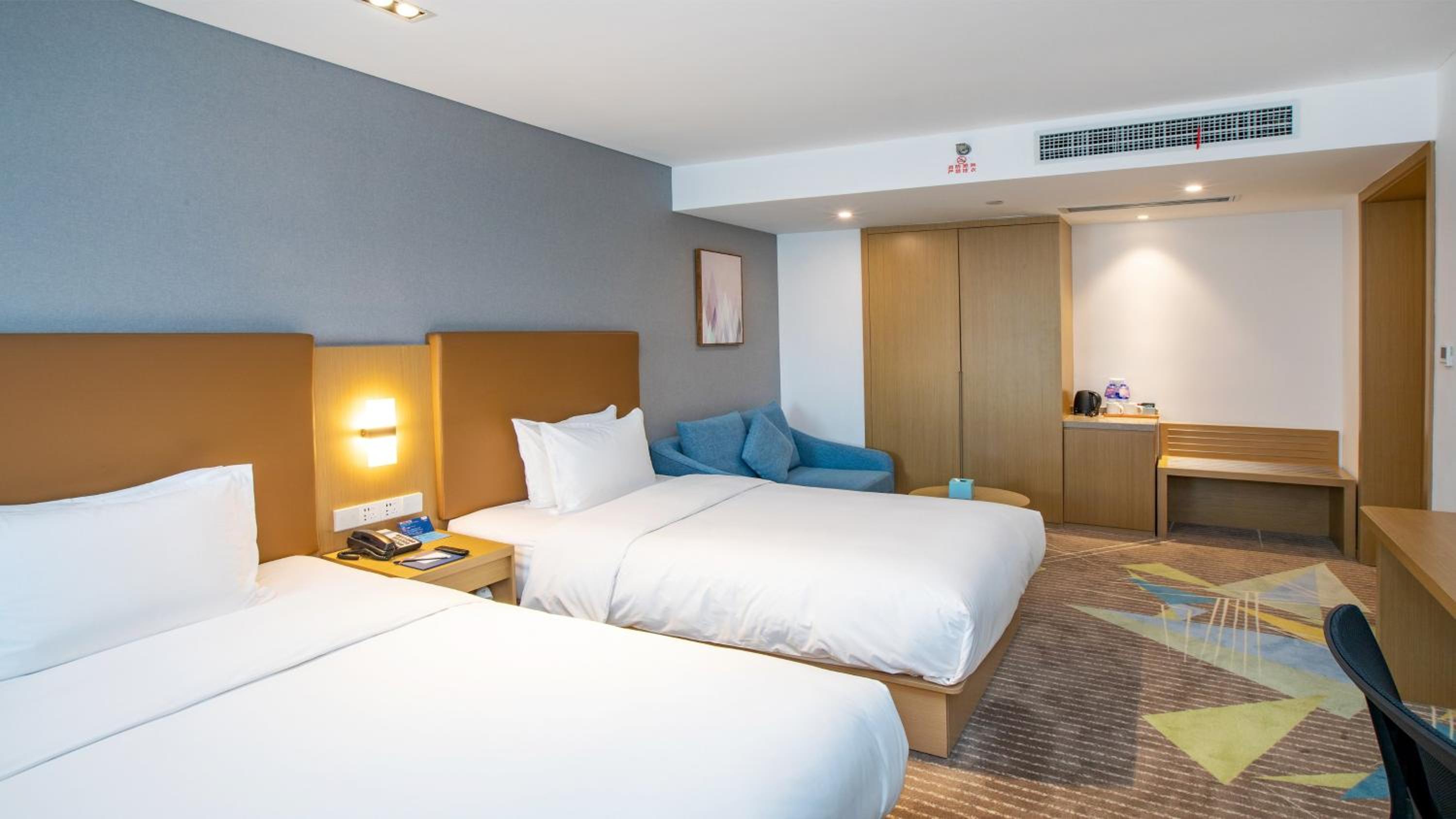 Superior Twin Room - Non-Smoking - Photo 2