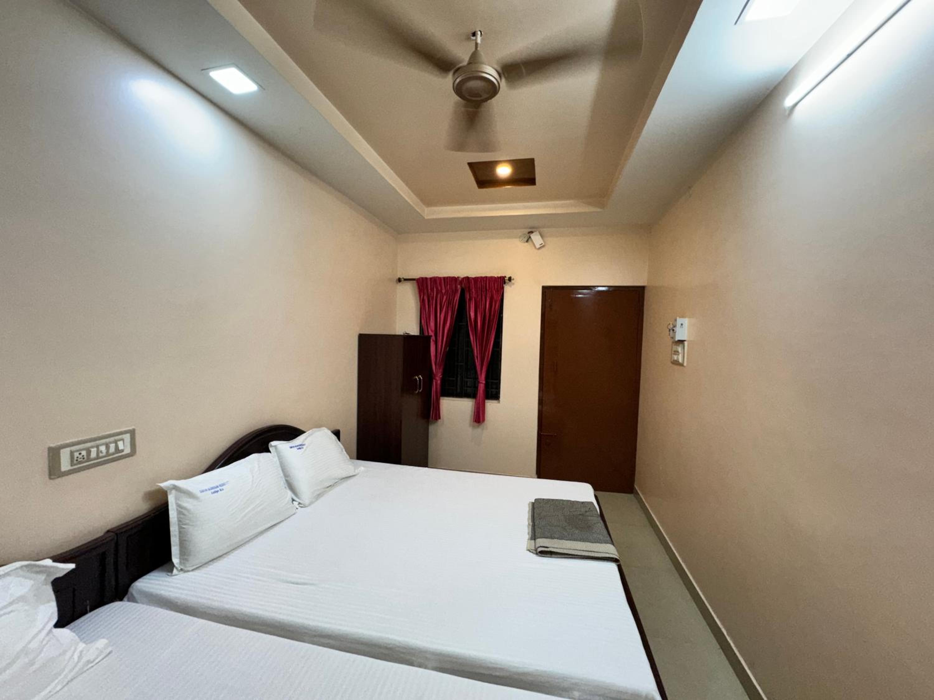 Comfort Triple Room with Shower - Photo 3