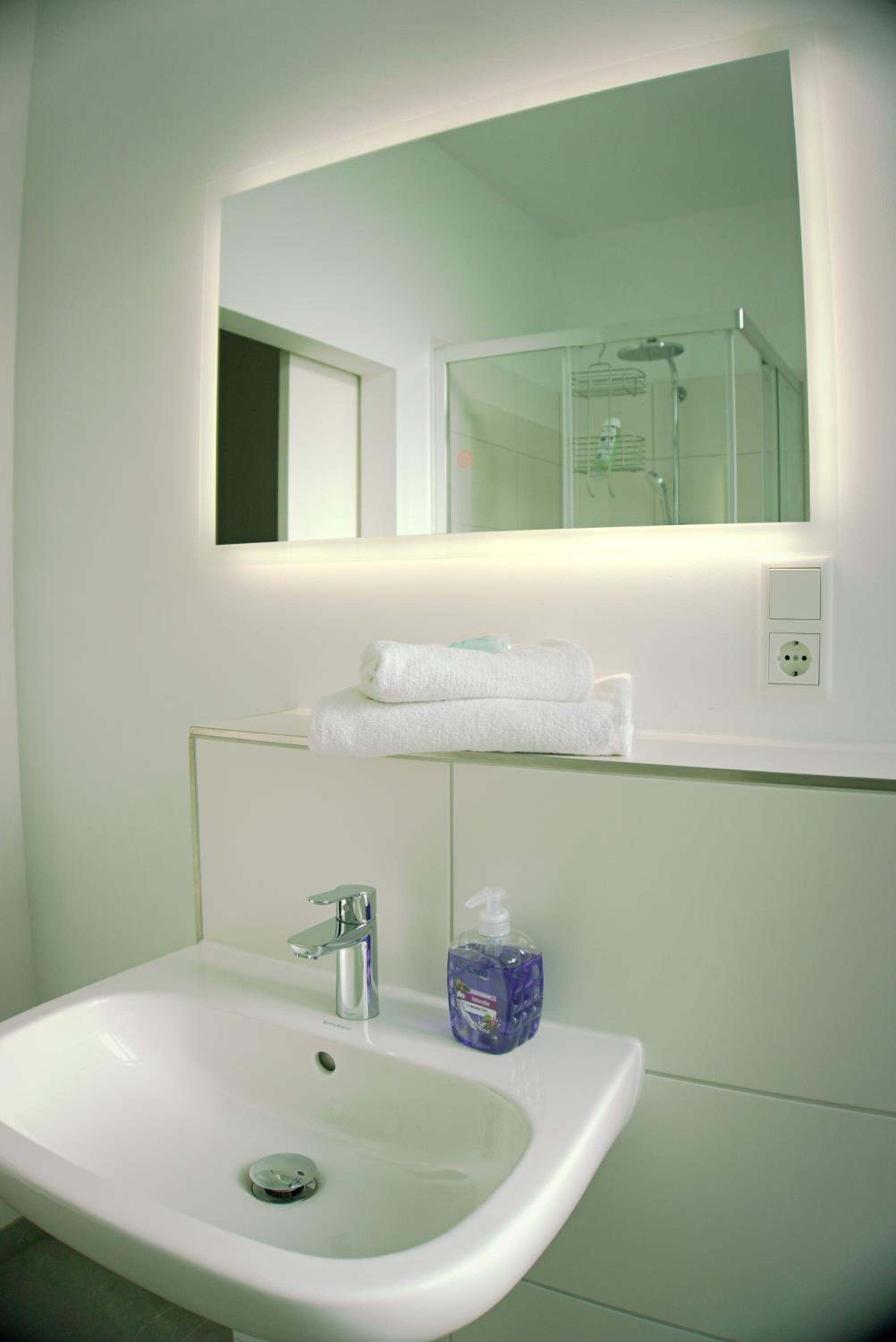  Double Room with Extra Bed - Photo 43