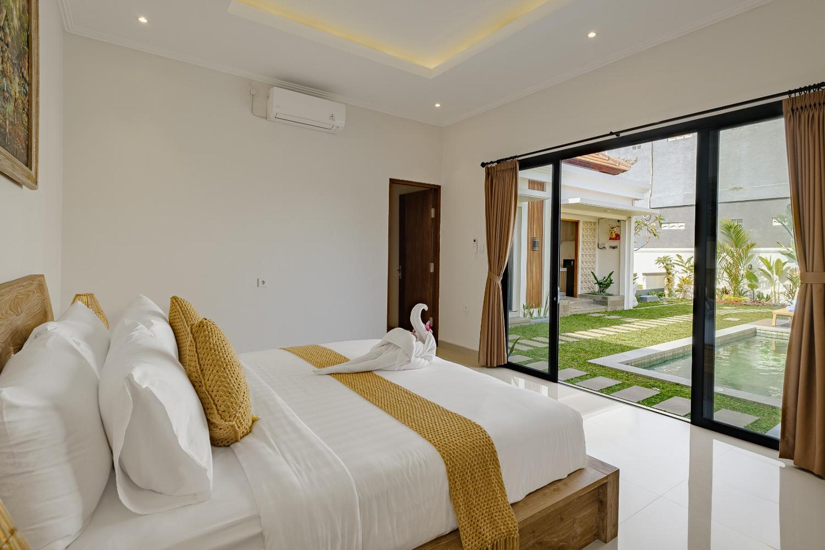 Two-Bedroom Villa - Photo 29