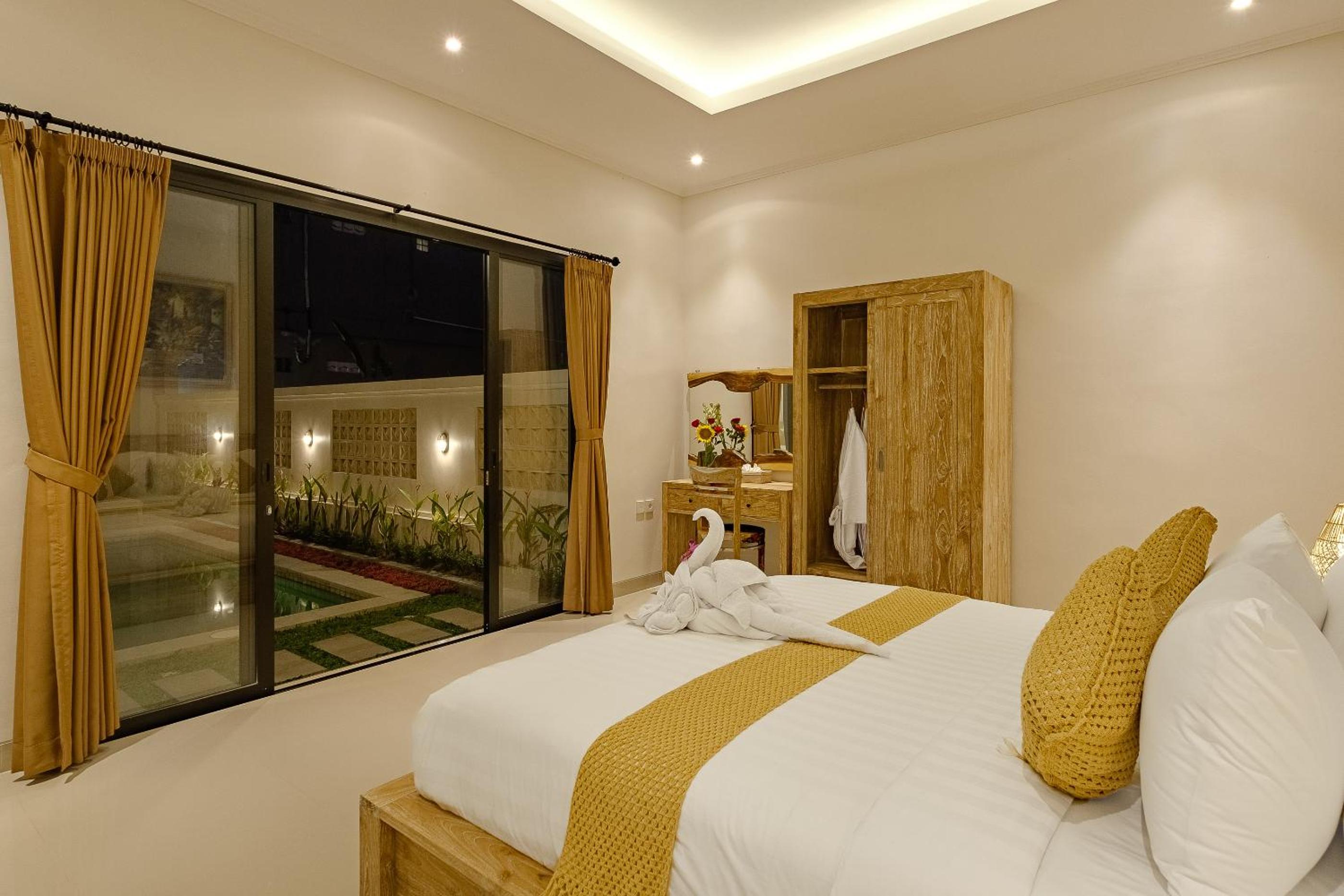 Two-Bedroom Villa - Photo 40