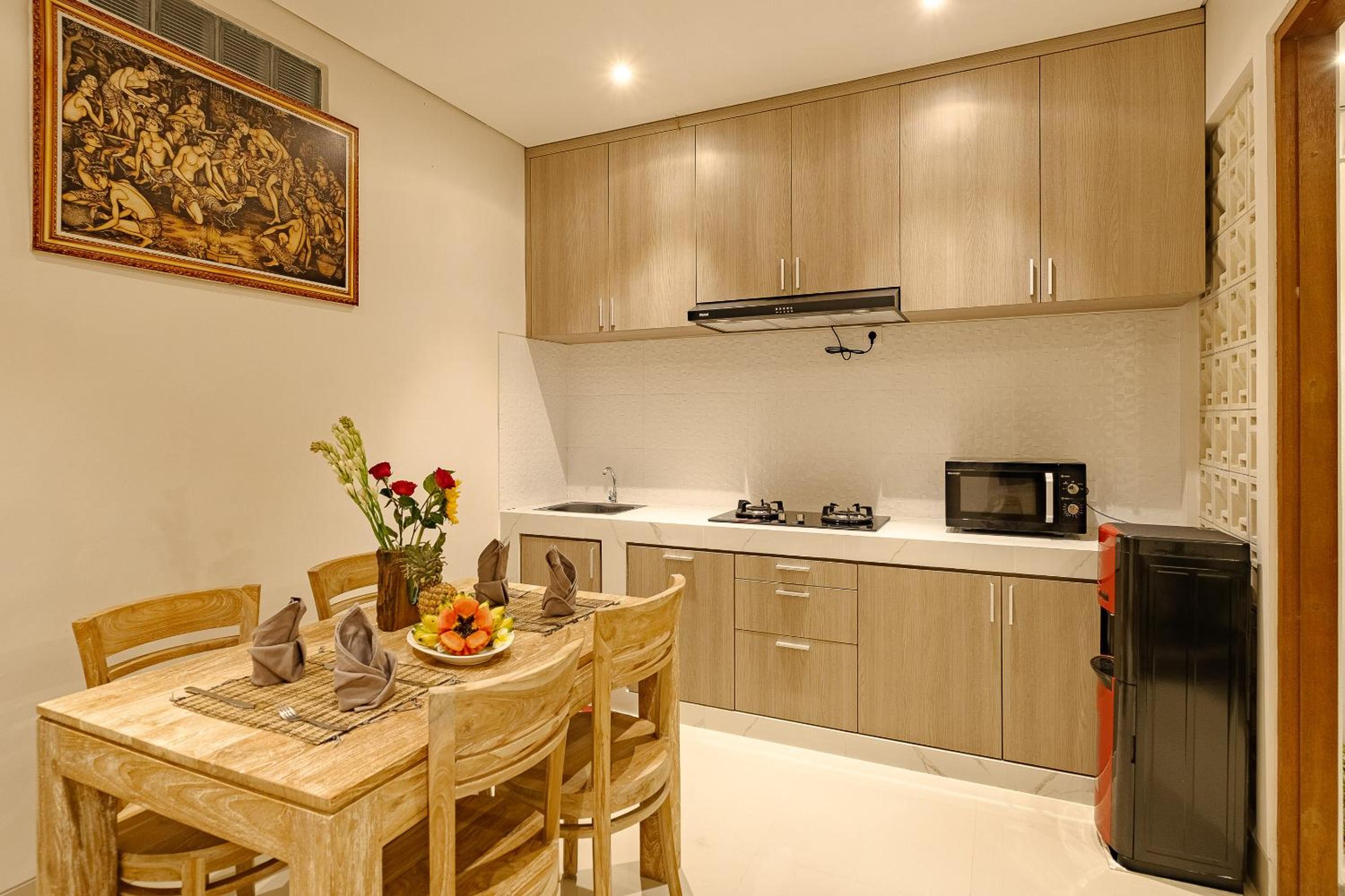 Two-Bedroom Villa - Photo 9