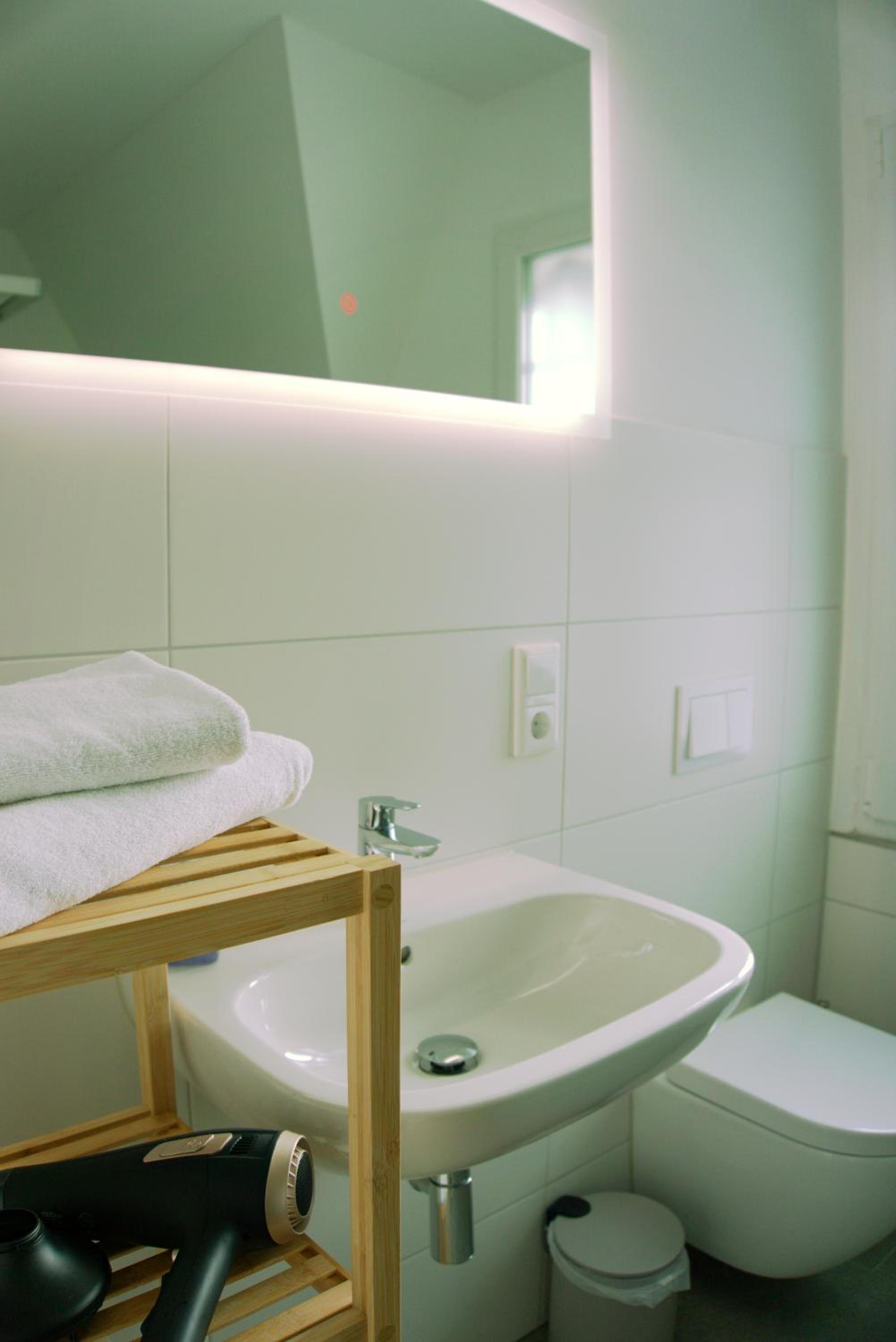  Double Room with Extra Bed - Photo 34