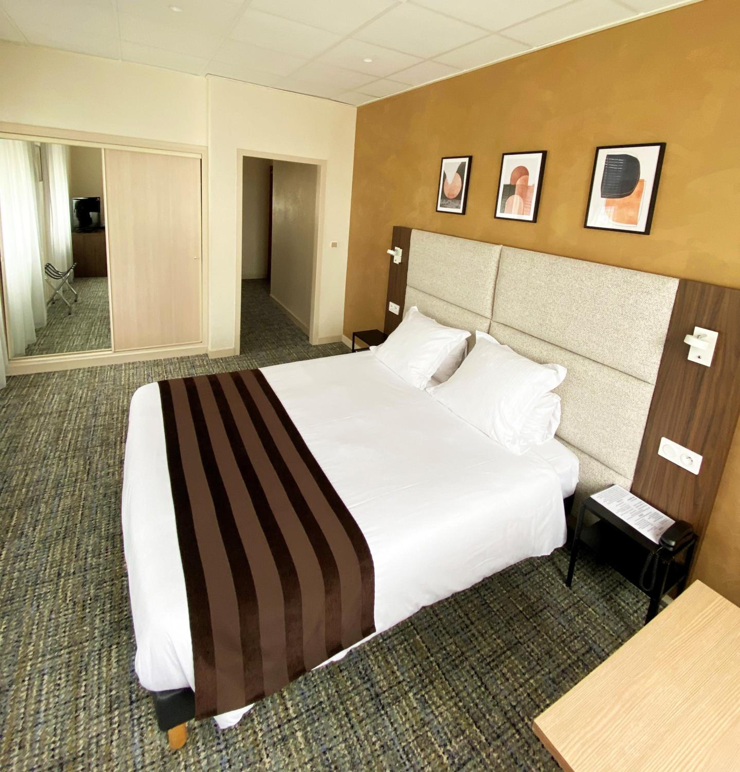 Comfort Double Room with air-conditionning photo 3