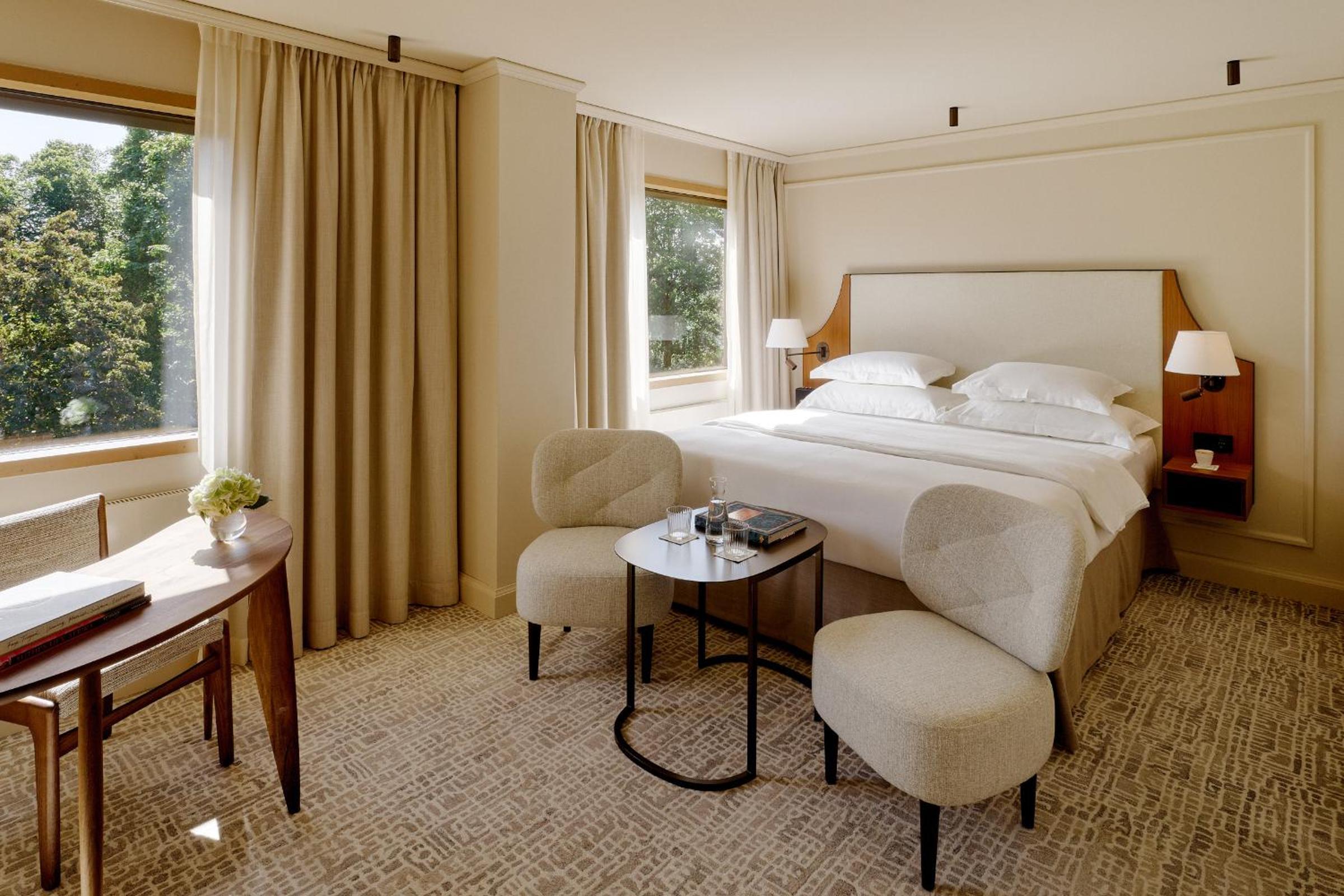 Deluxe Double Room with Park View
