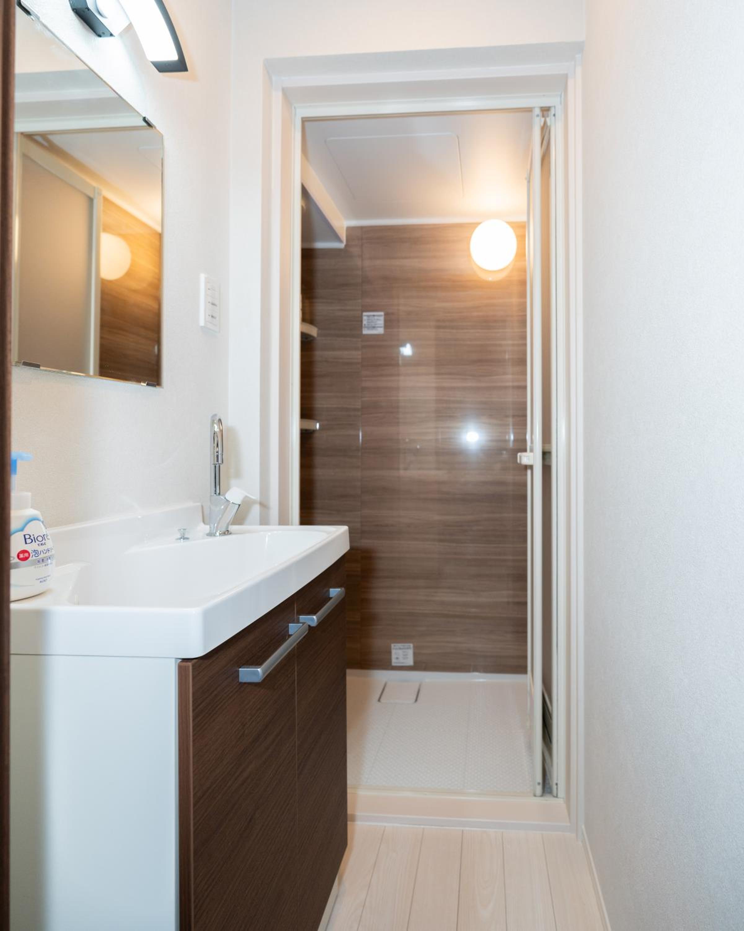 Triple Room with Bathroom photo 2