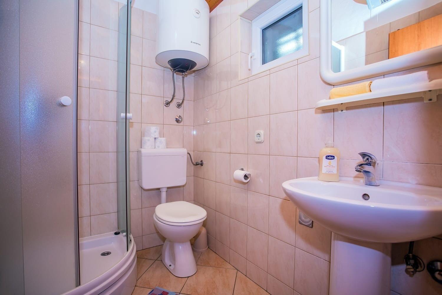 Two-Bedroom Holiday Home photo 3