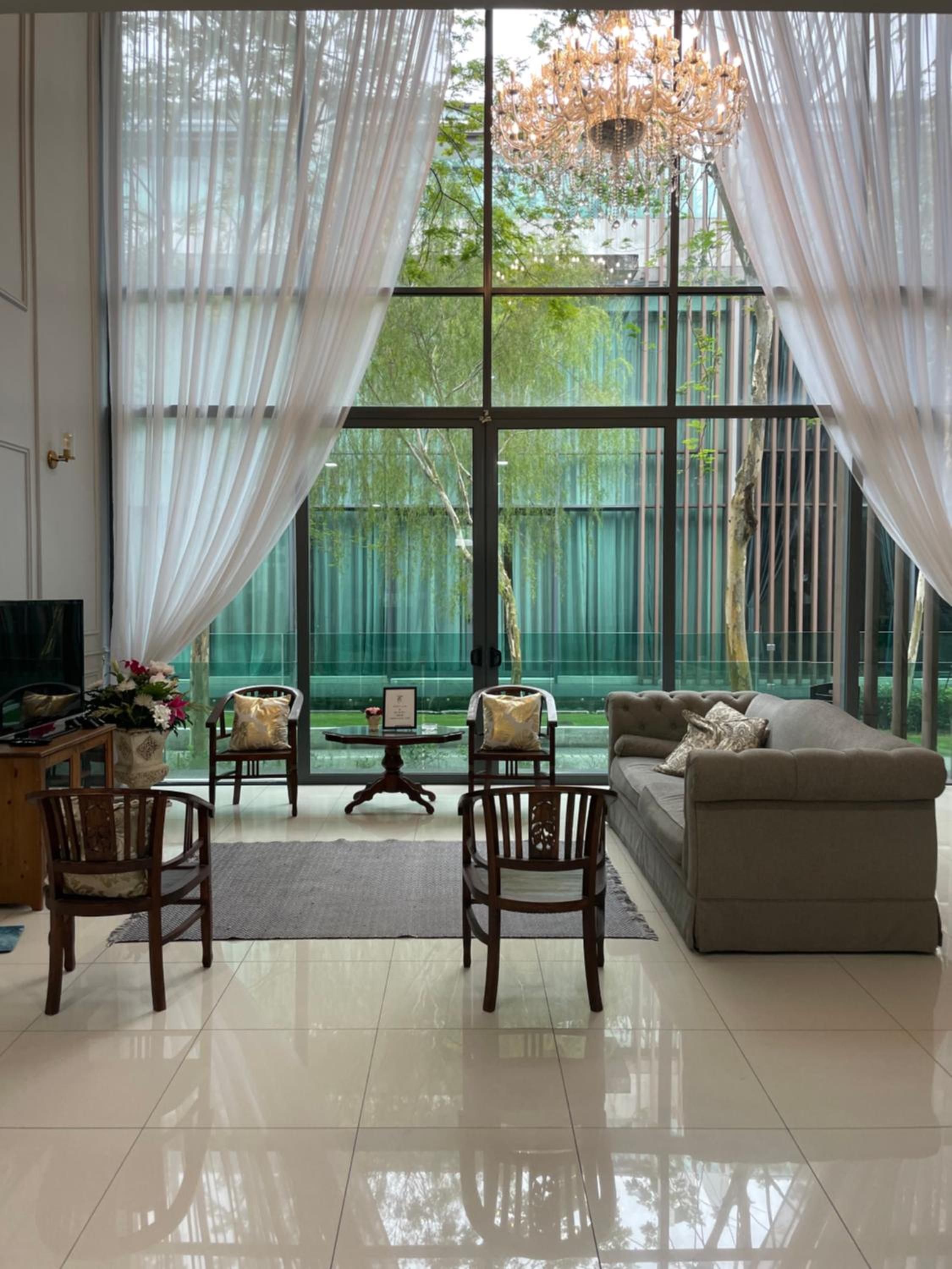 Four-Bedroom House photo 1