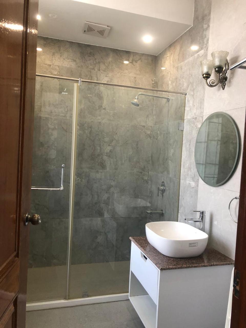 Small Single Room photo 3