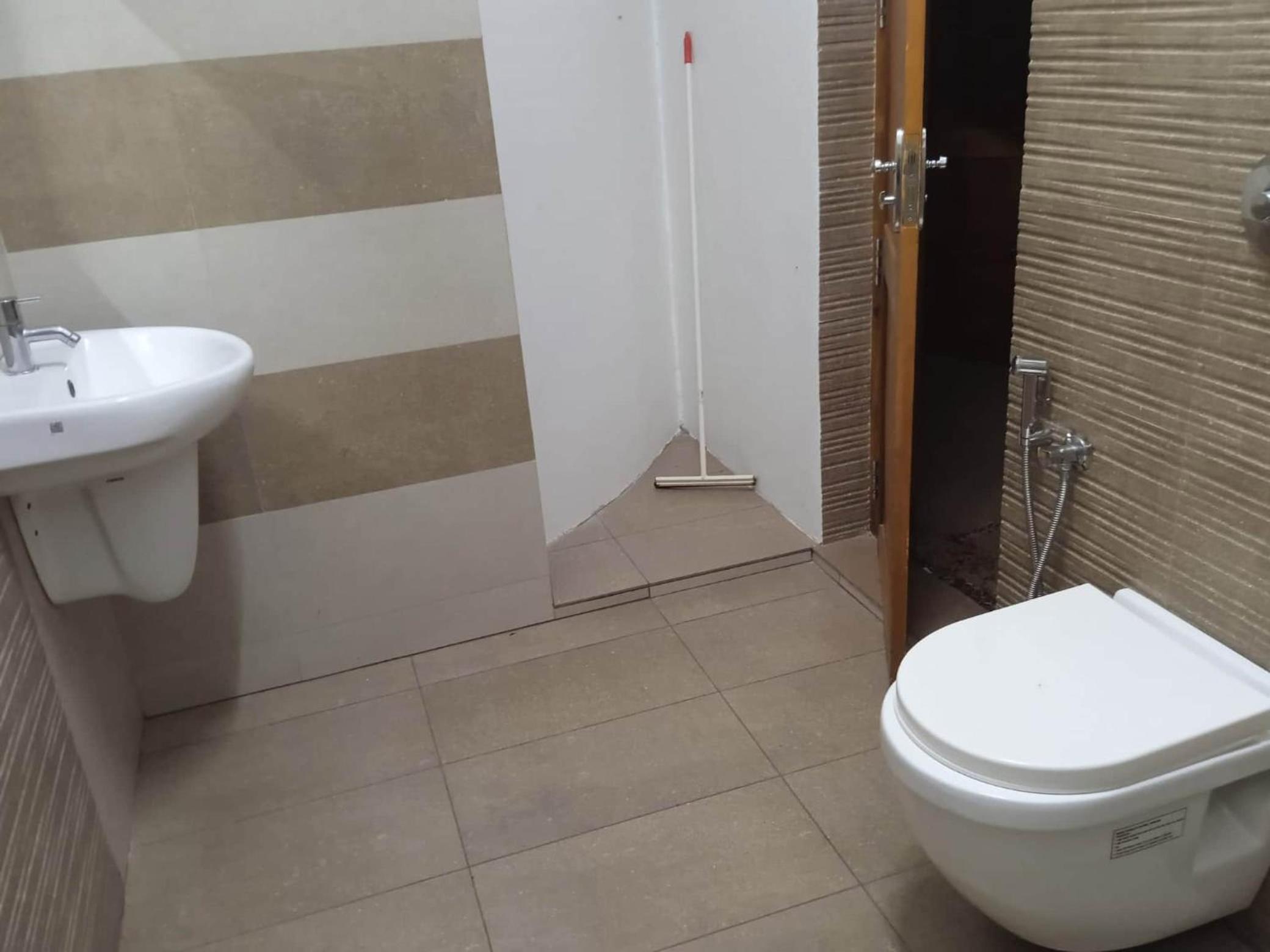 Standard Double Room With Fan photo 2