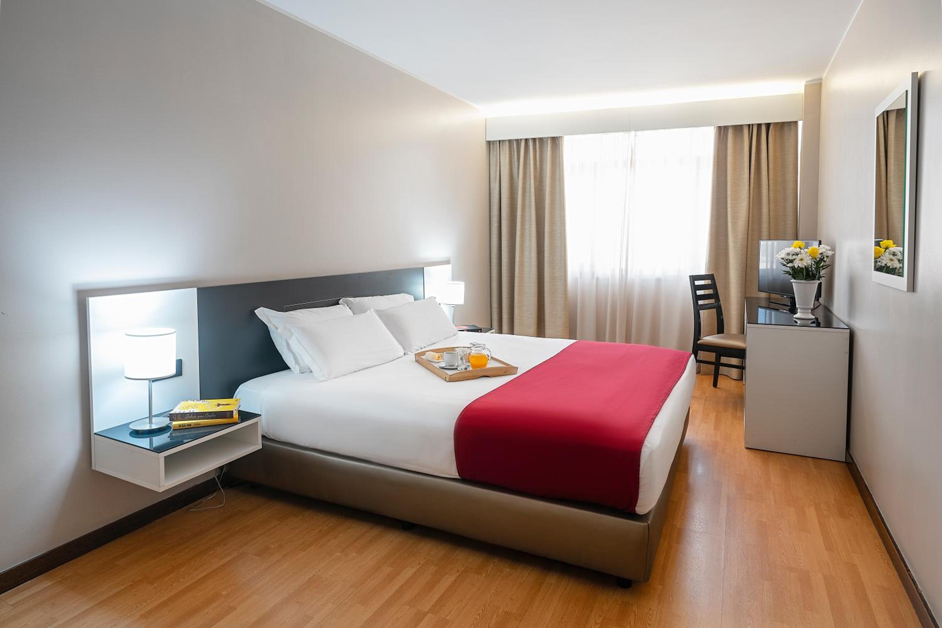 Double Room - Photo 3