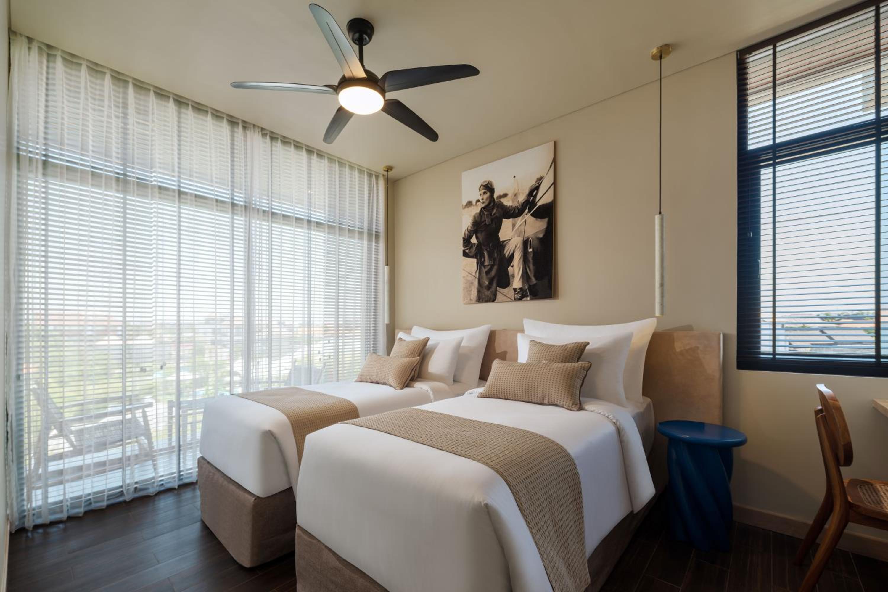 Deluxe Suite - Photo 5