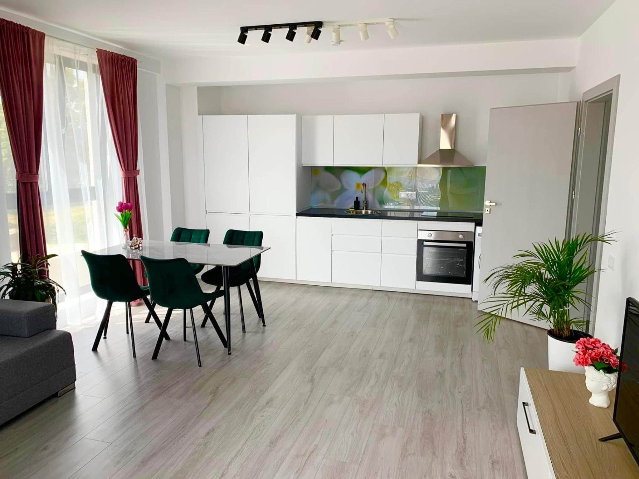 One-Bedroom Apartment photo 2