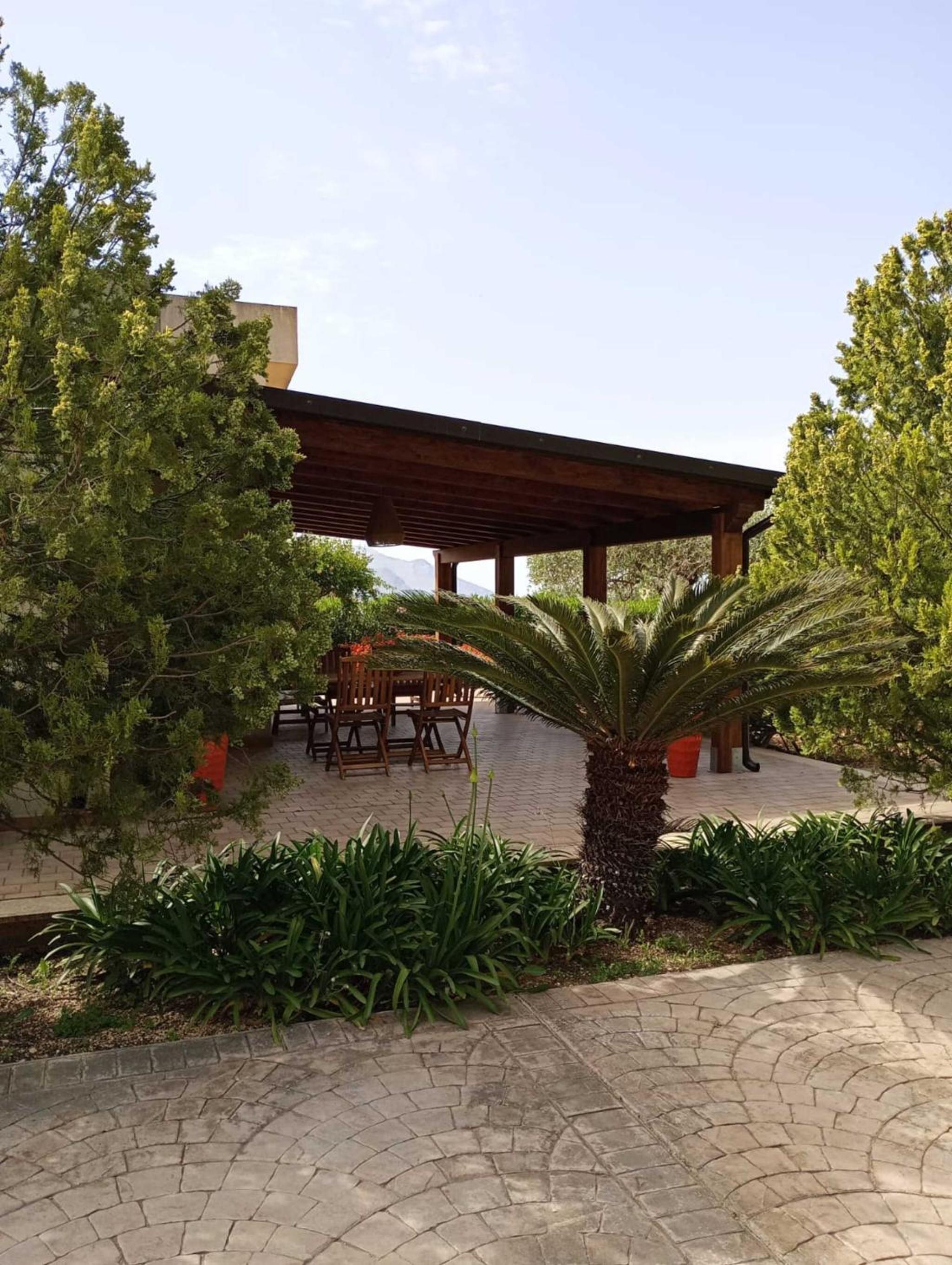 Villa with Garden View