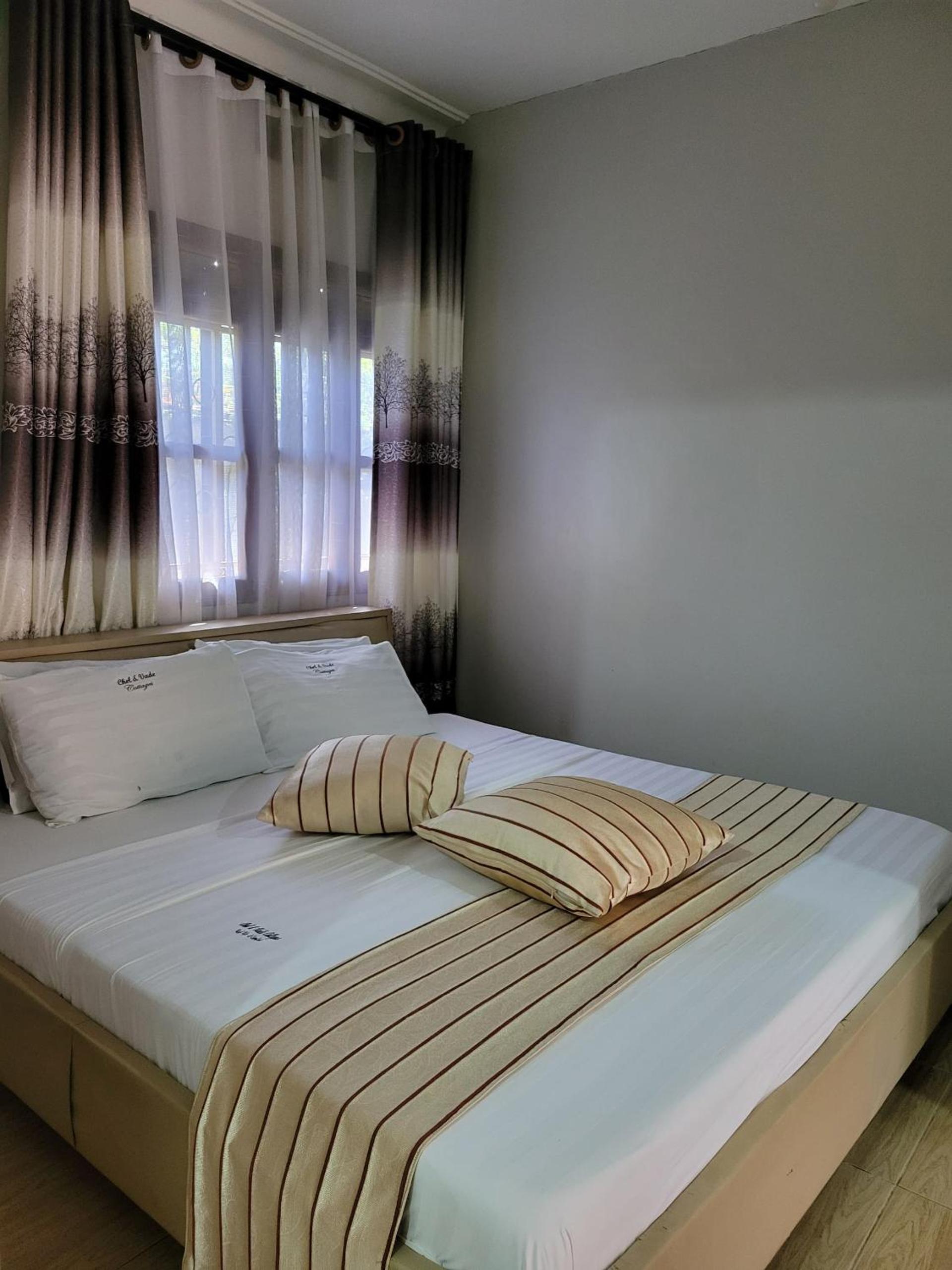 Deluxe Double Room with Balcony photo 1