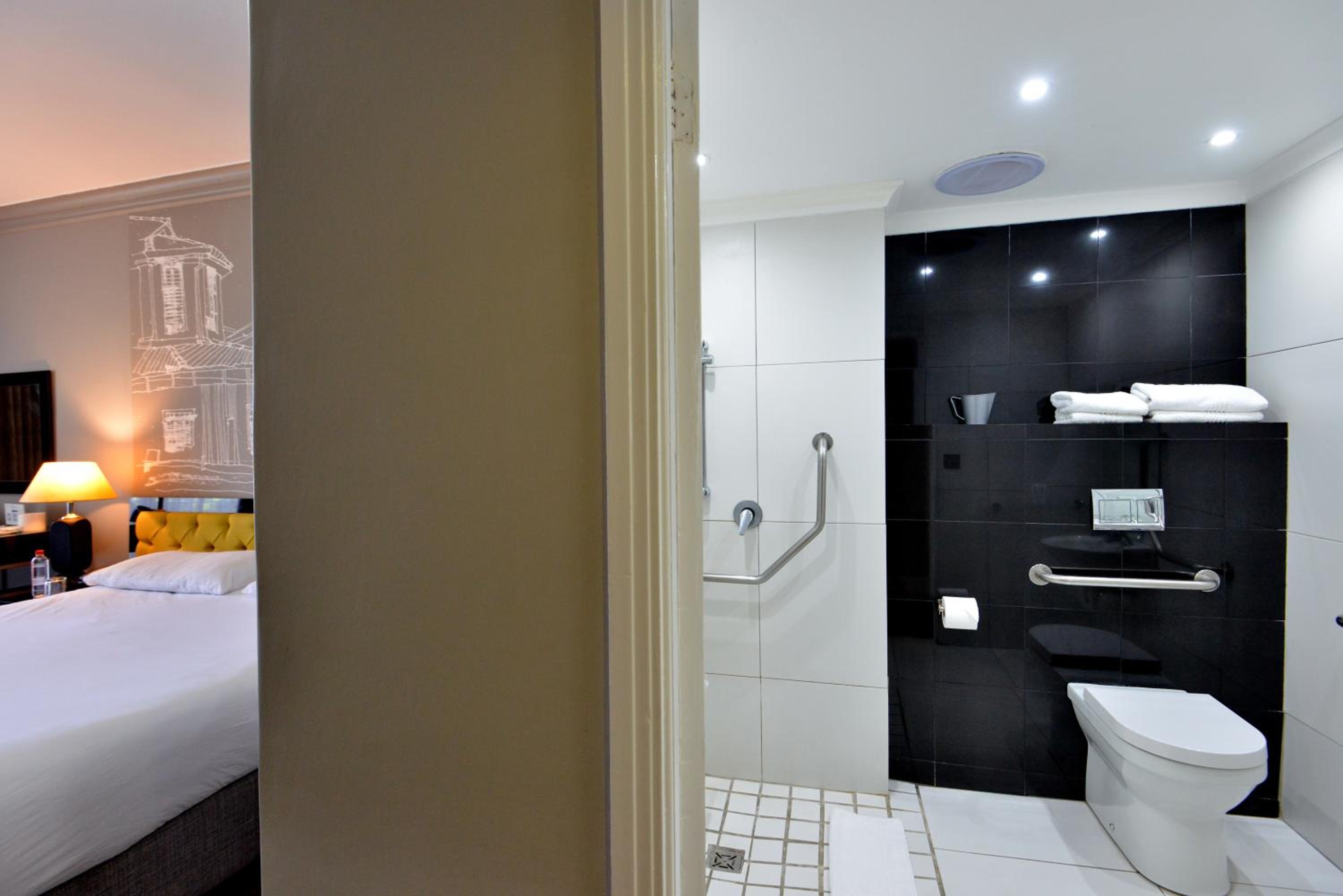 Double Room - Disability Access - Photo 2
