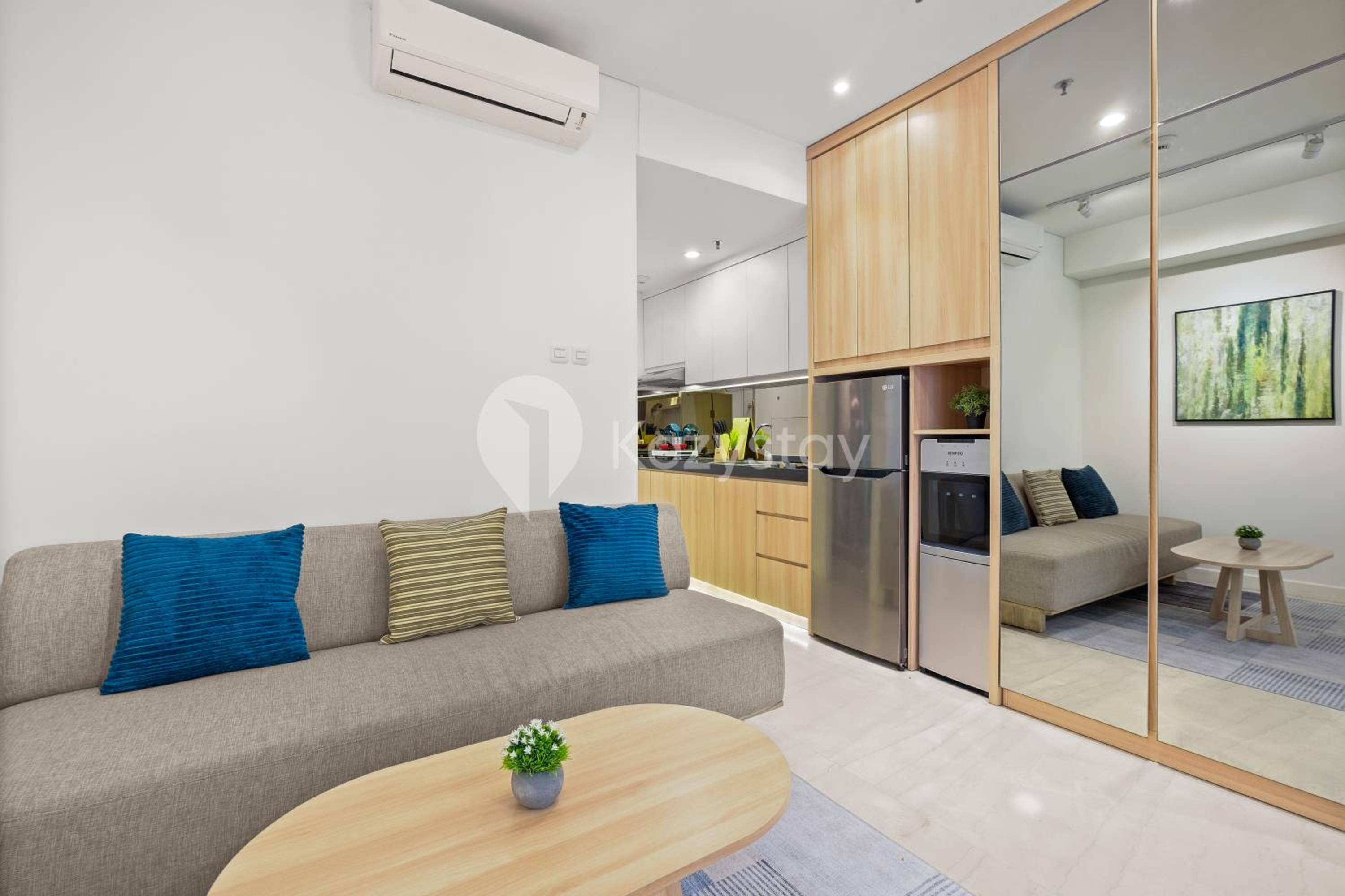 One-Bedroom Apartment photo 2