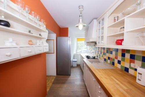 Apartment - Photo 2