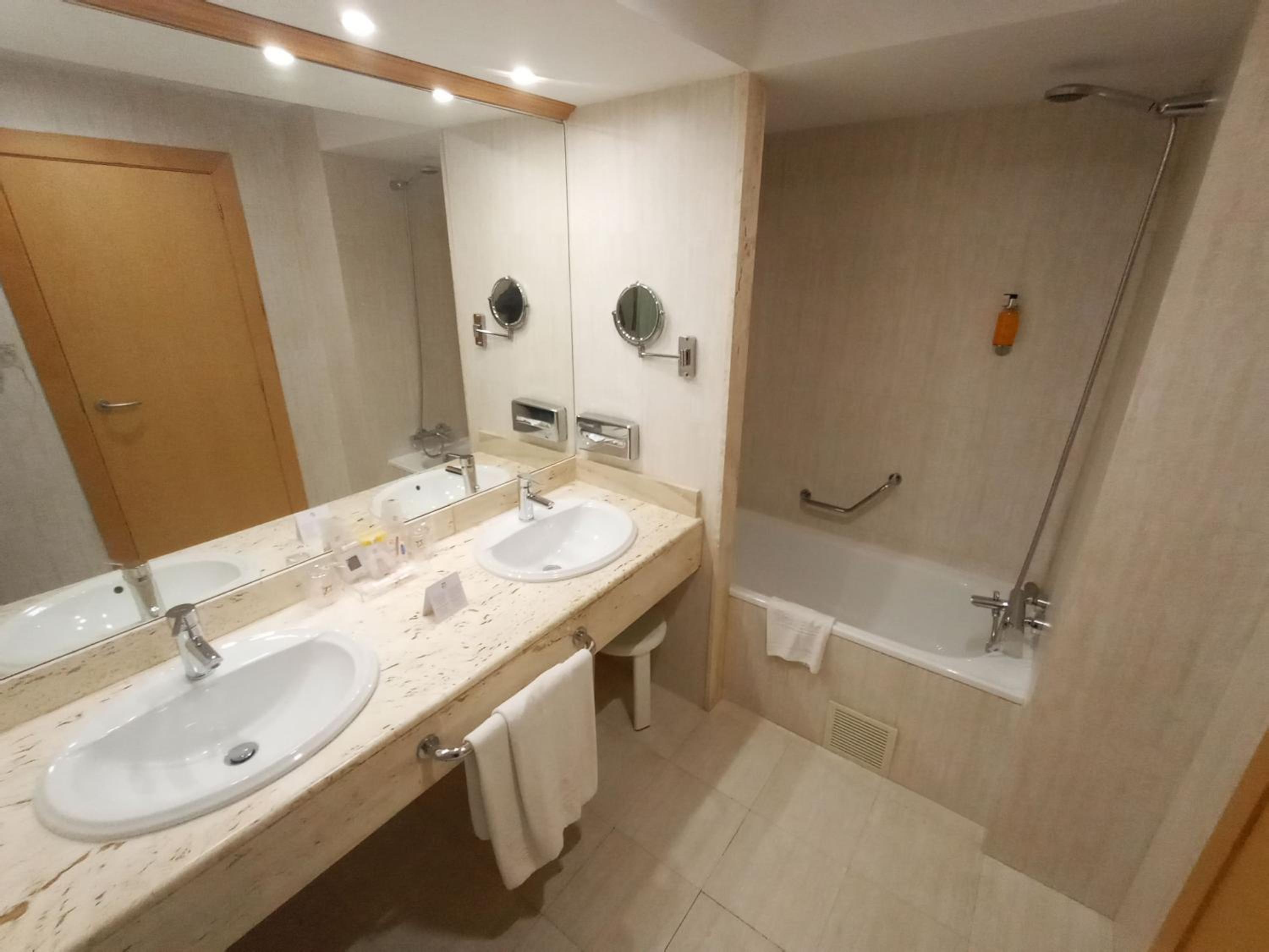Superior Suite photo 2