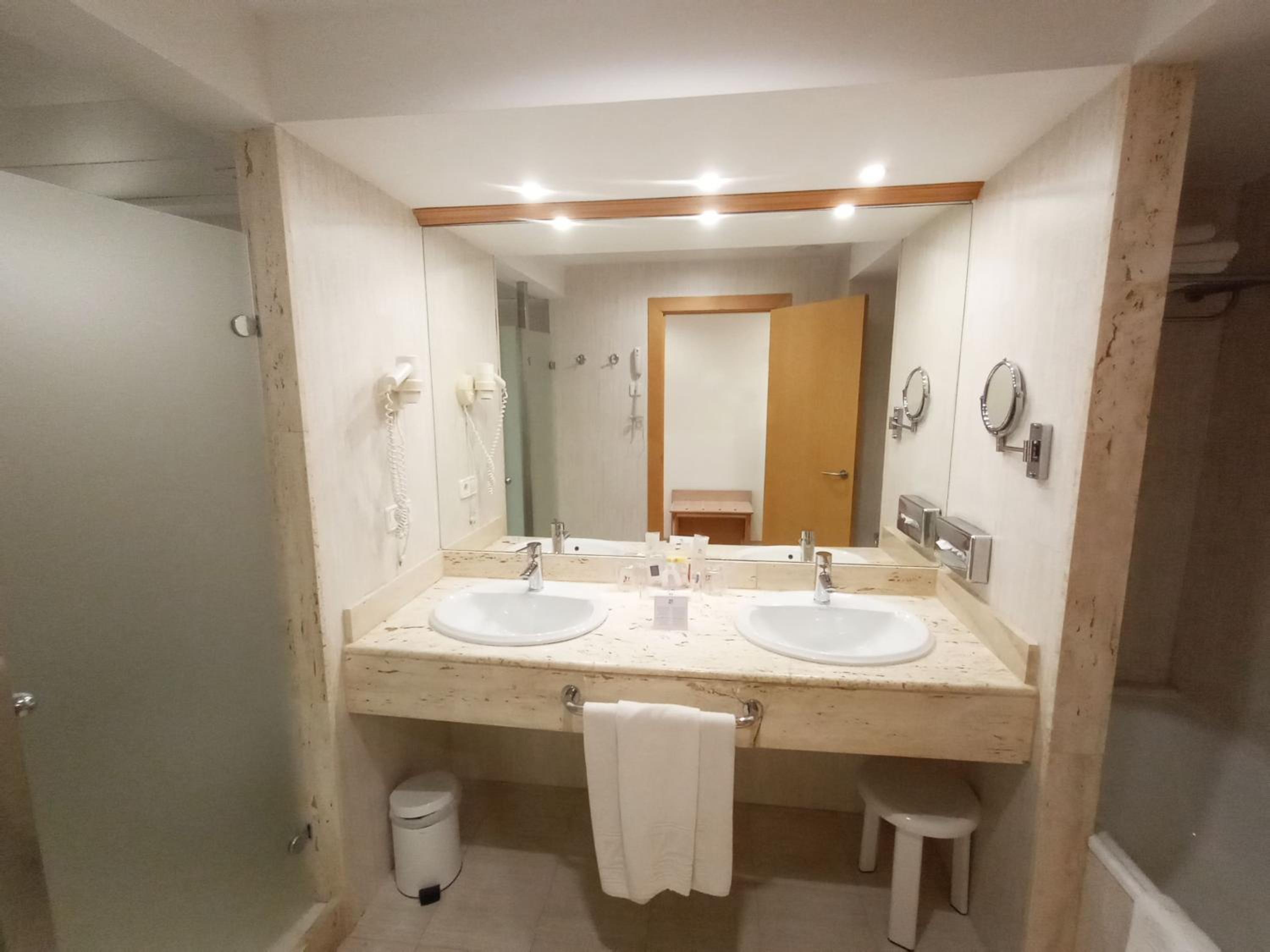 Superior Suite photo 3