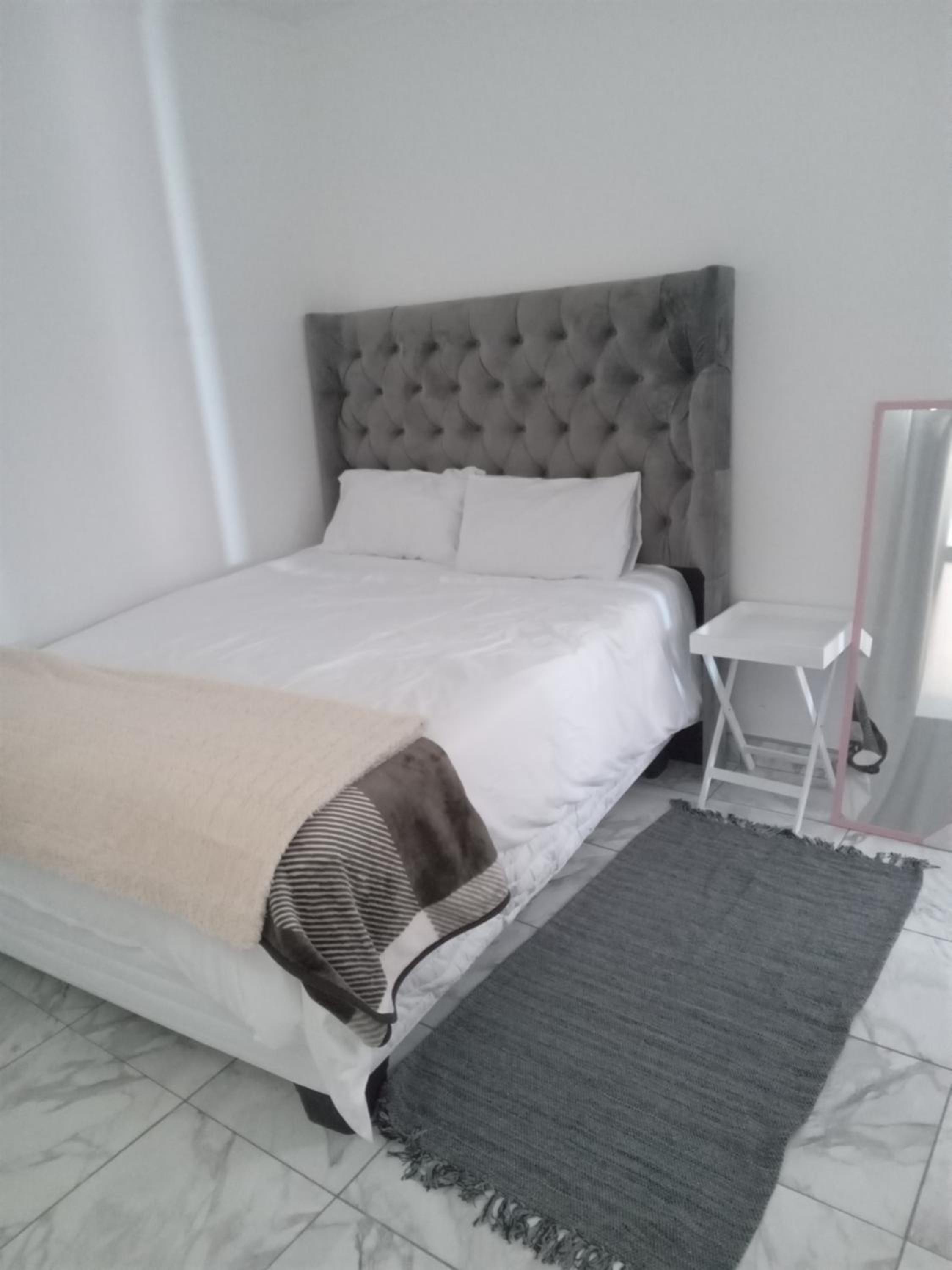 Two-Bedroom House photo 2