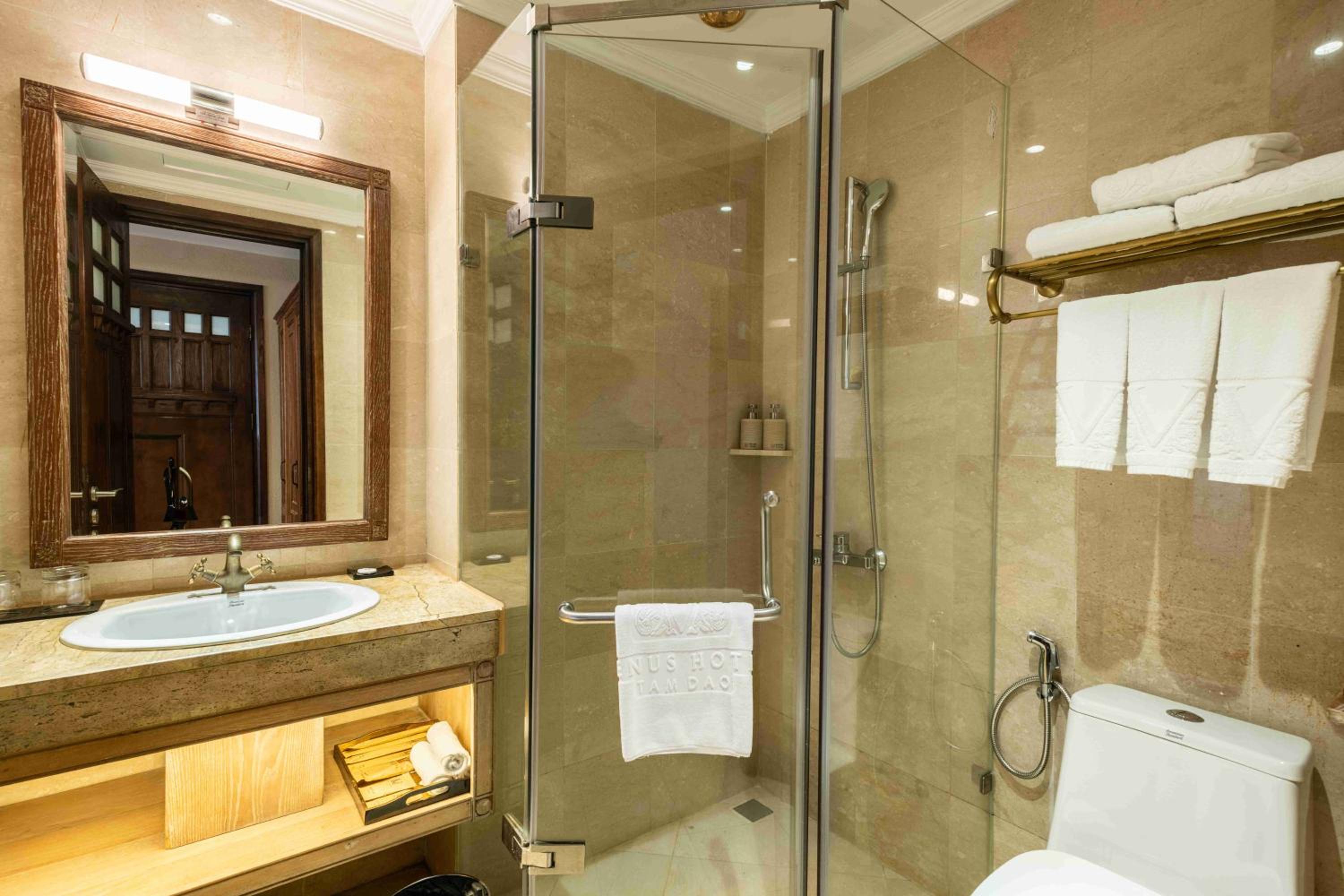 Superior Double Room - Photo 3