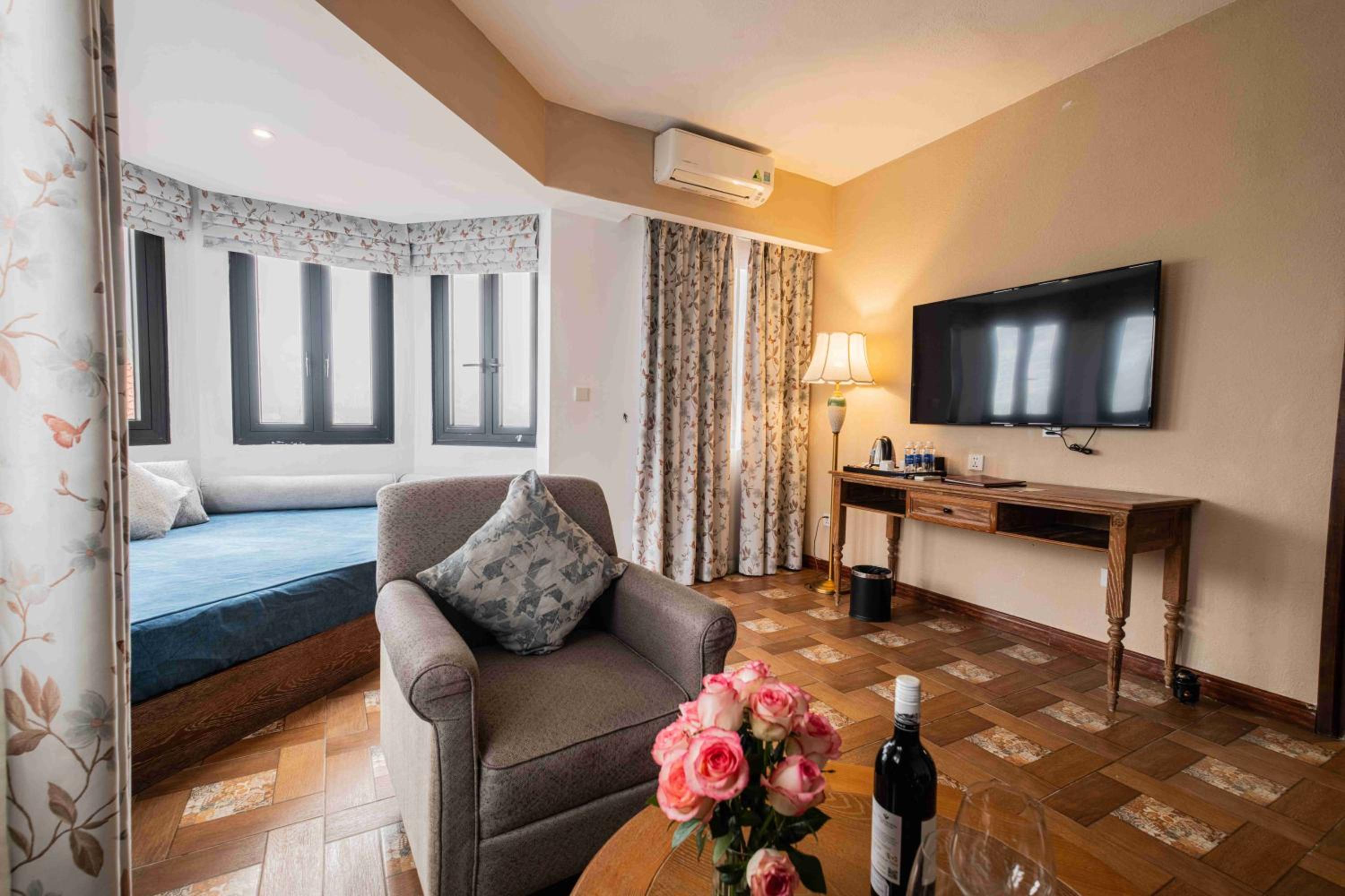 Family Suite - Photo 9