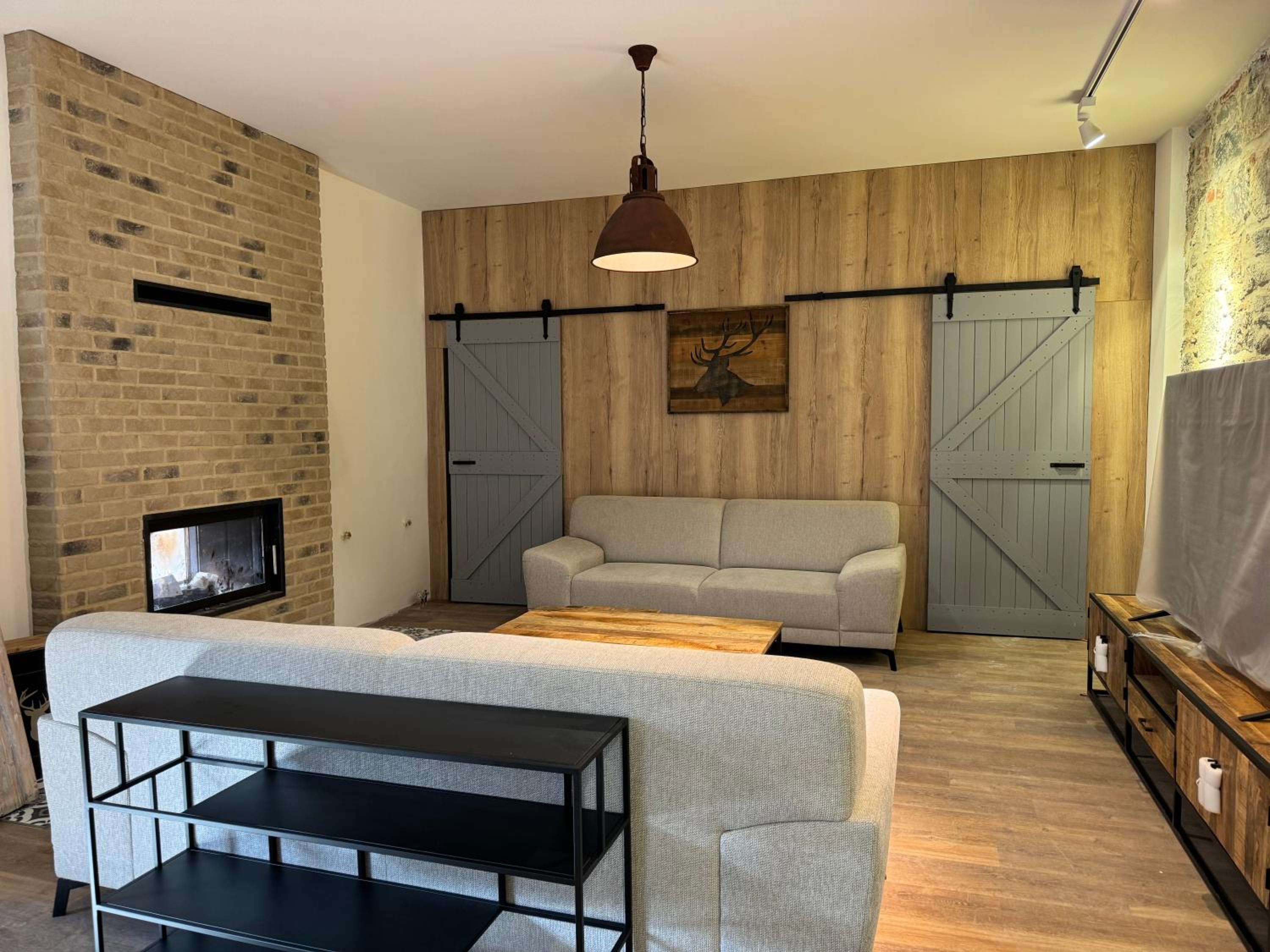 Three-Bedroom Villa photo 3